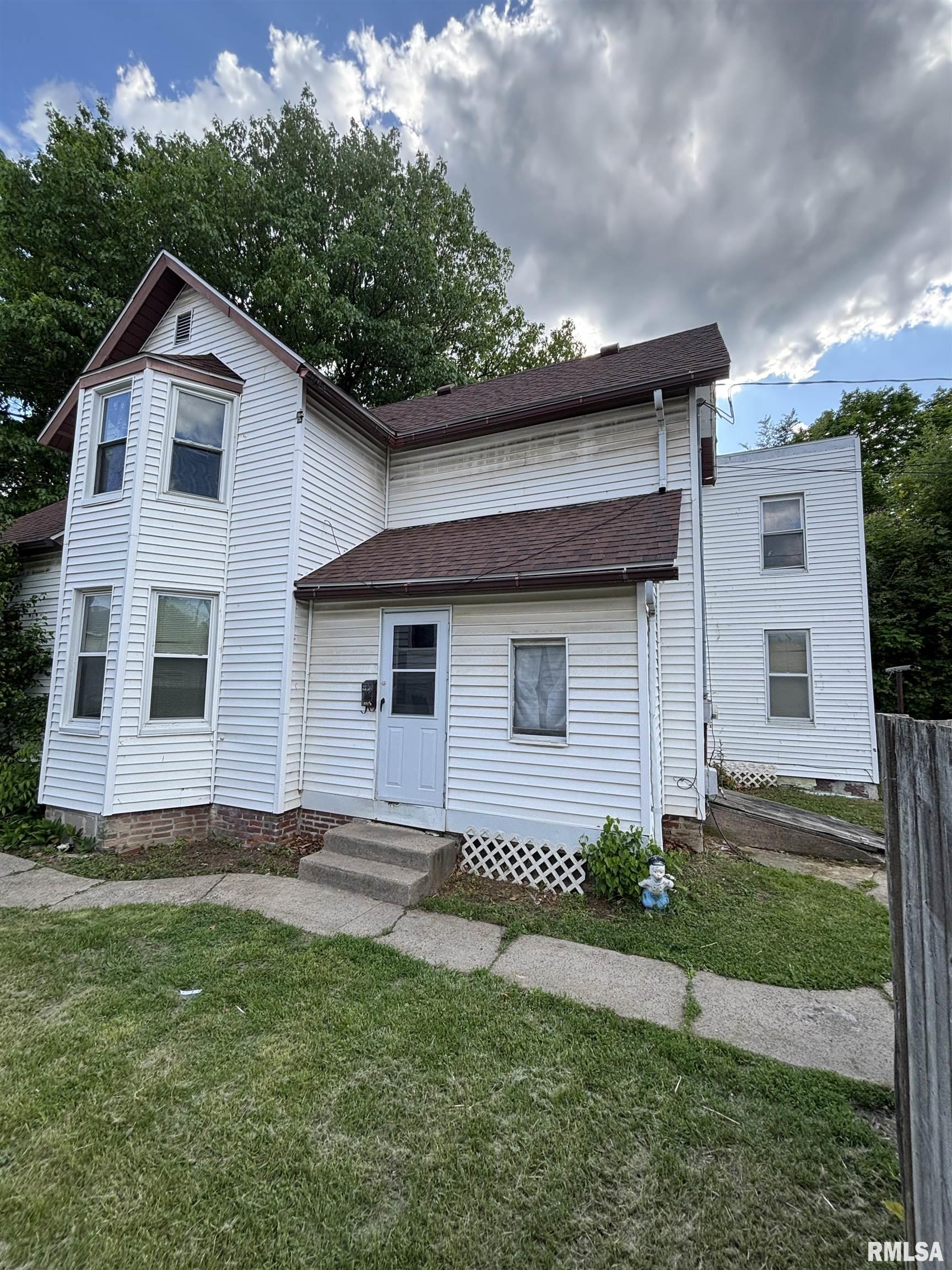 837 19th Avenue, Moline, Illinois image 5