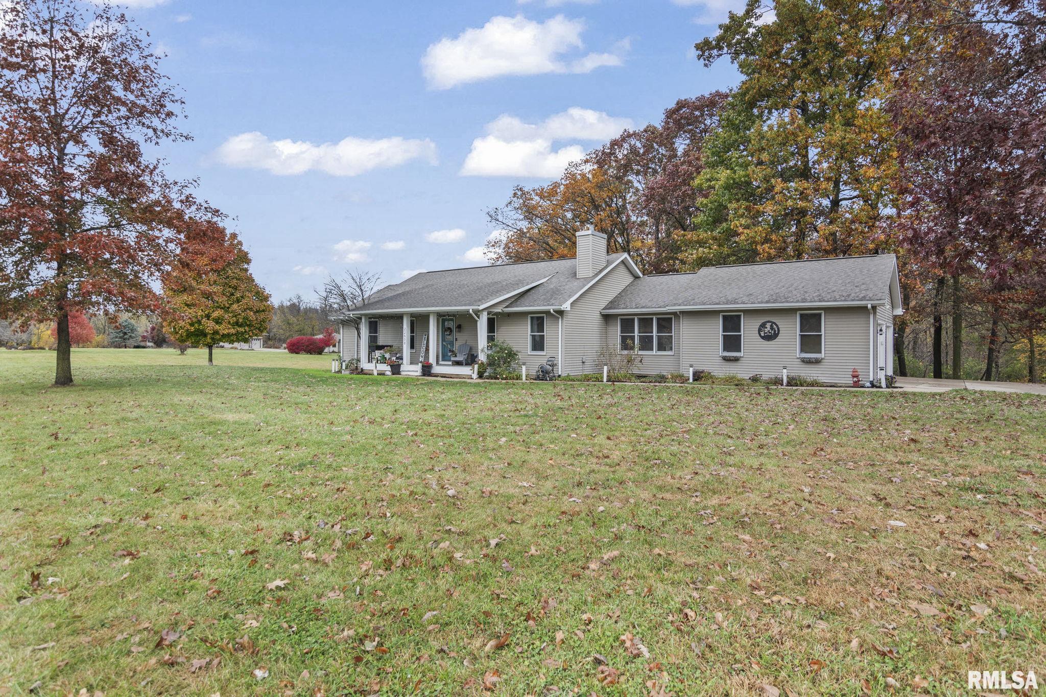 22608 Woodcrest Lane, Petersburg, Illinois image 3