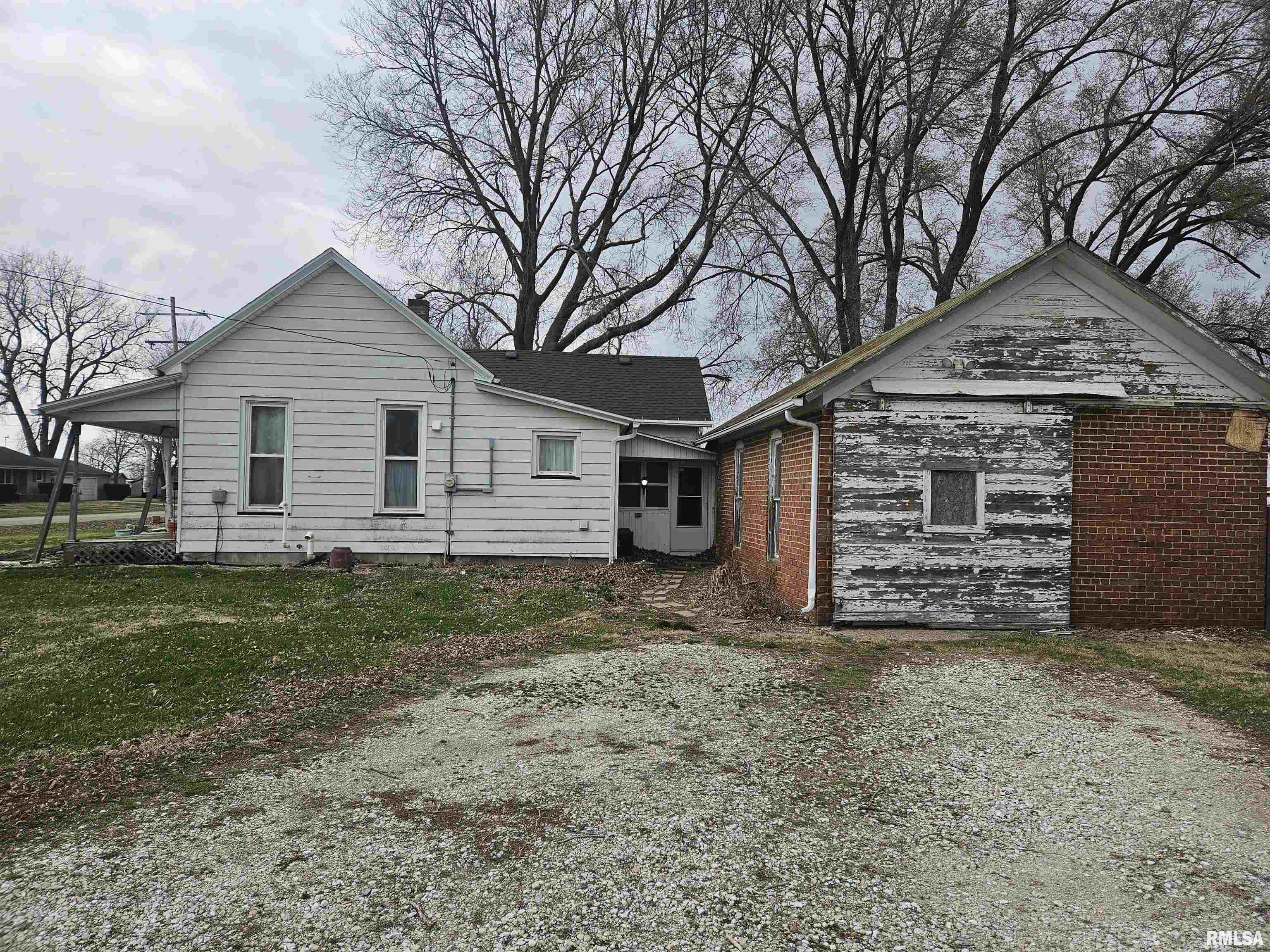 600 W Main Street, Little York, Illinois image 22