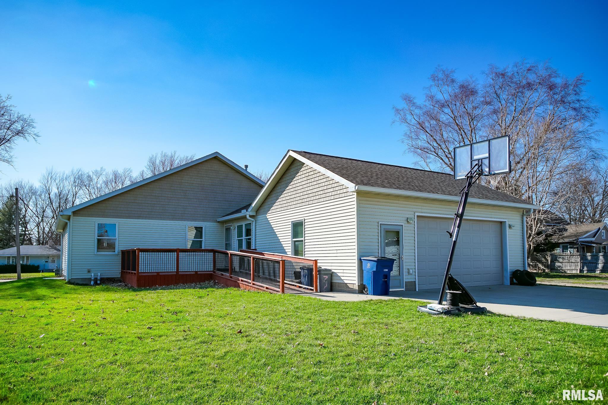 407 S 7th Street, Wyoming, Illinois image 32