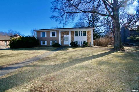 Homes For Sale - 11422 W Grange Hall Road<br/> Brimfield, IL 61517