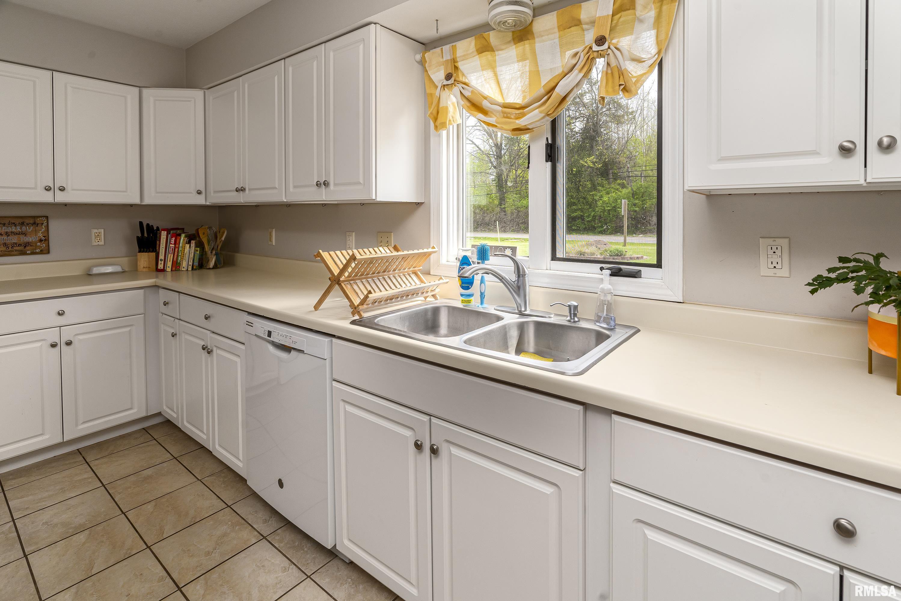 6583 Old Highway 13, Carbondale, Illinois image 15