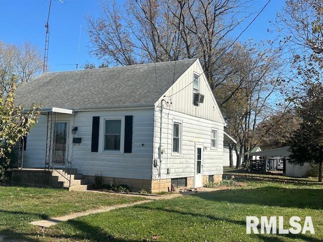 404 N Sullivan Street, Pinckneyville, Illinois image 2