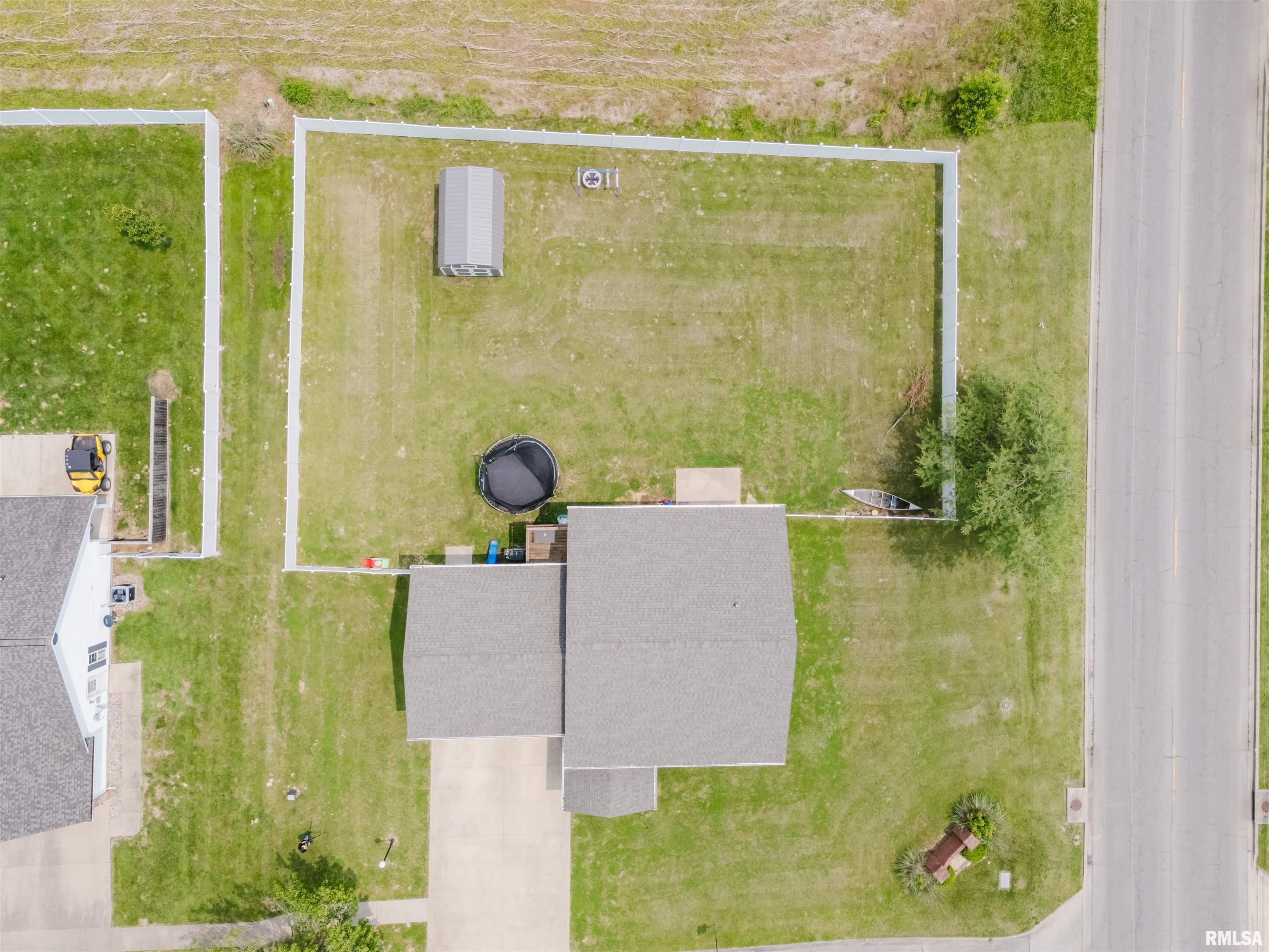 704 Legacy Drive, Herrin, Illinois image 32