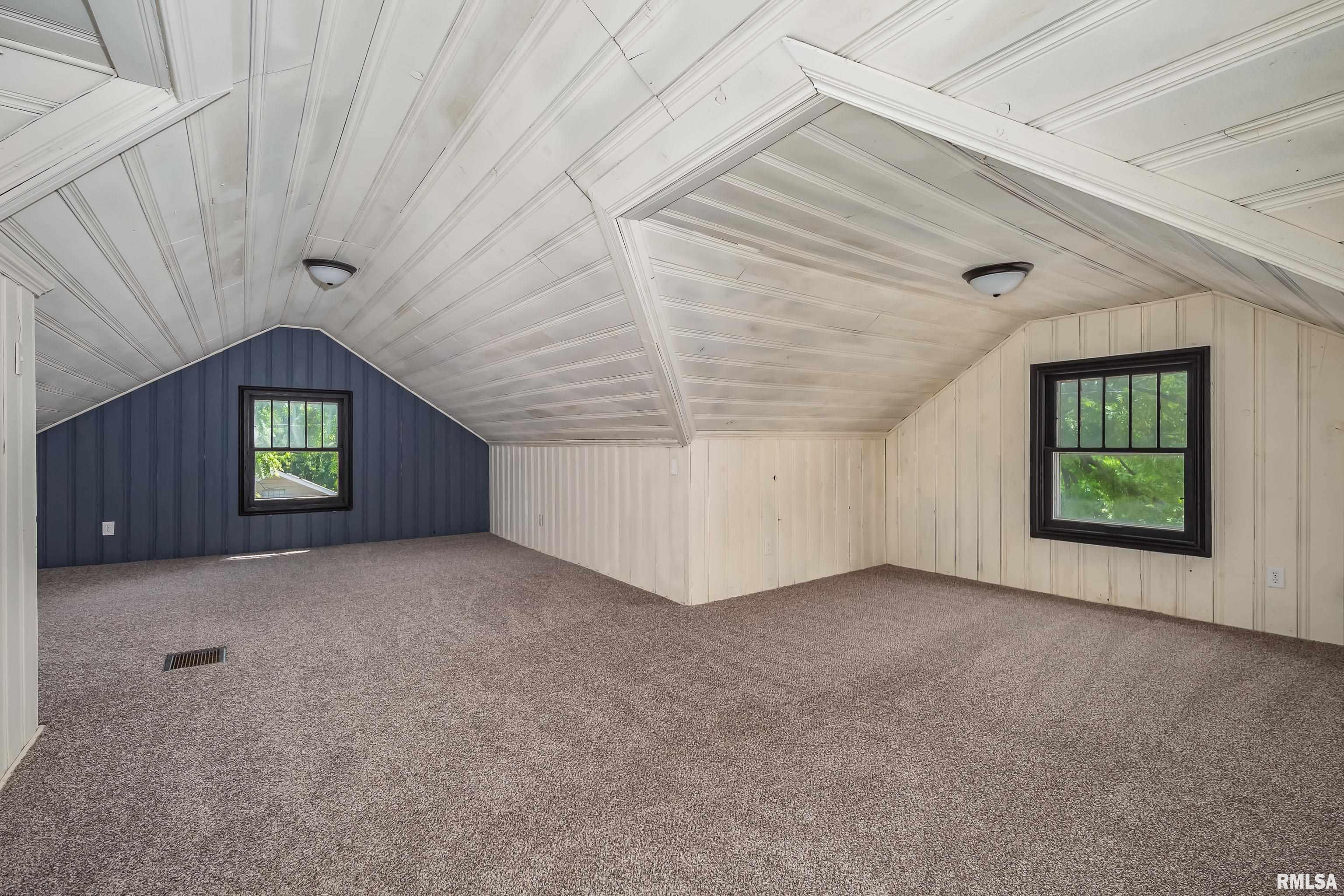 1522 Bridge Avenue, Davenport, Iowa image 30
