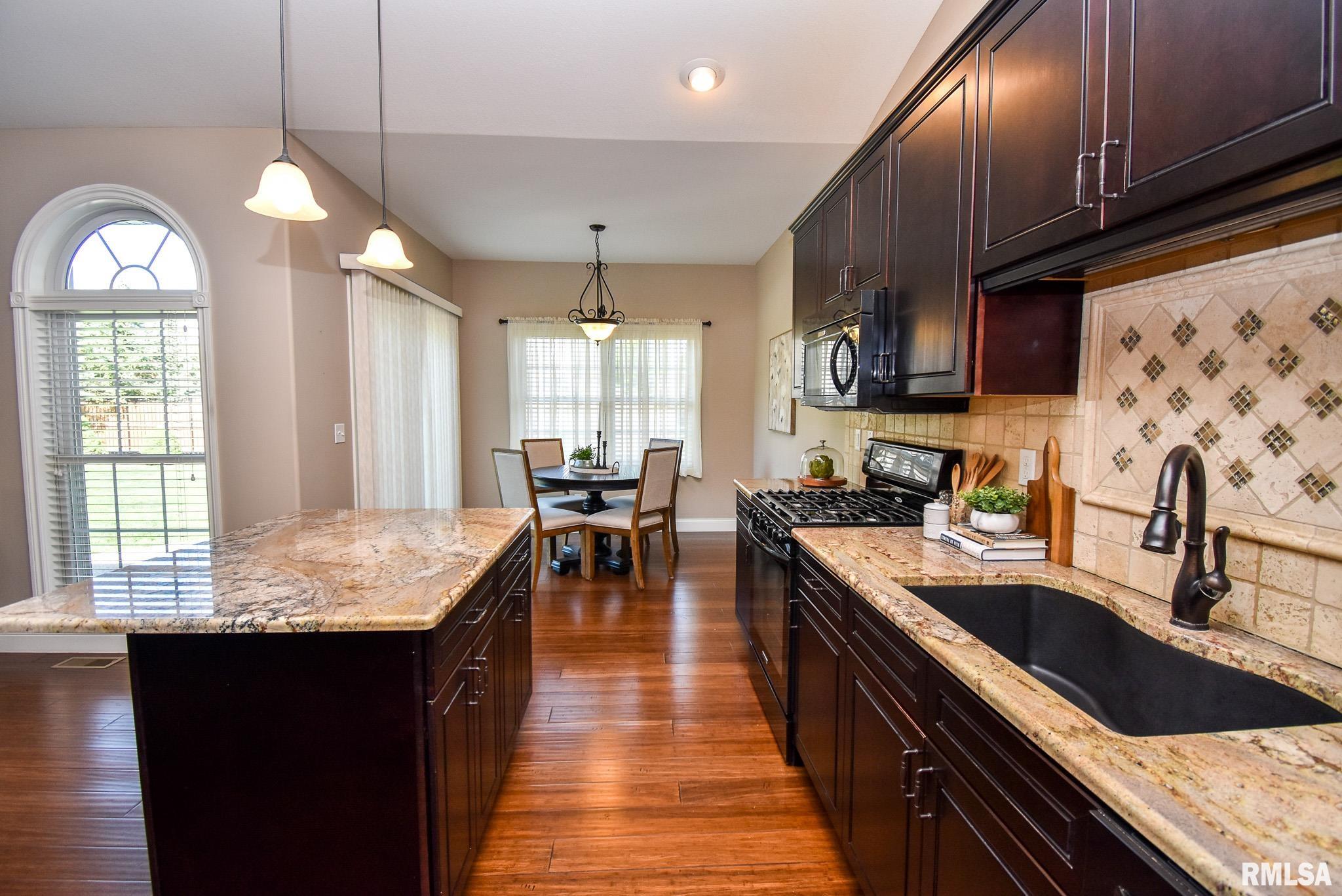 6830 N Grand Fir Drive, Edwards, Illinois image 14