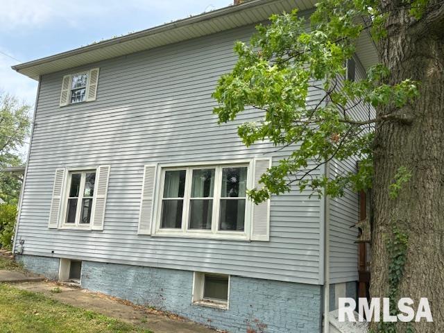 505 E Elm Street, Carlinville, Illinois image 37
