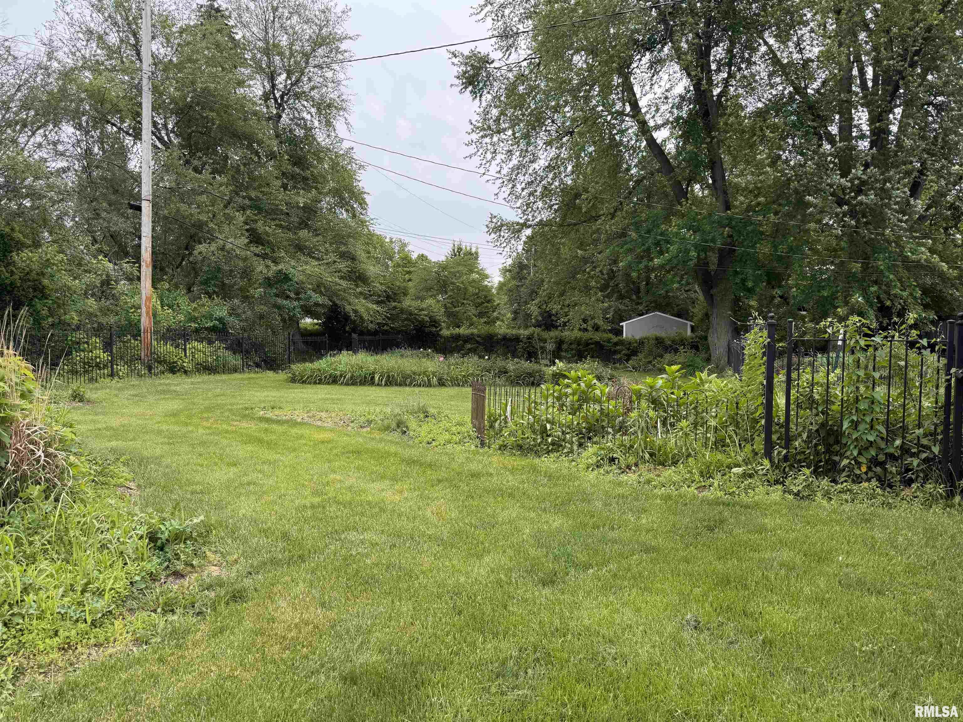 429 S Madison Street, Macomb, Illinois image 27