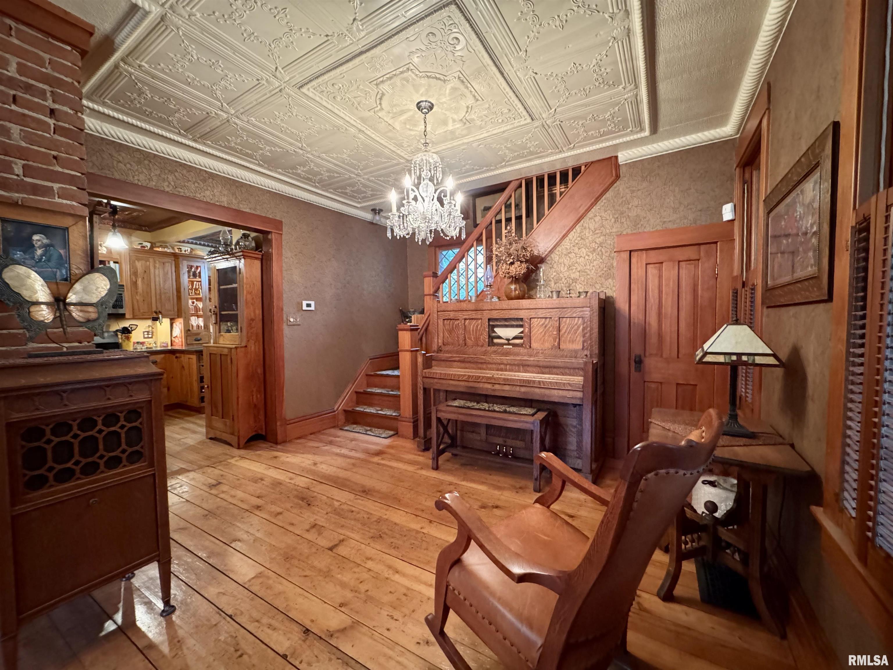 429 S Madison Street, Macomb, Illinois image 5