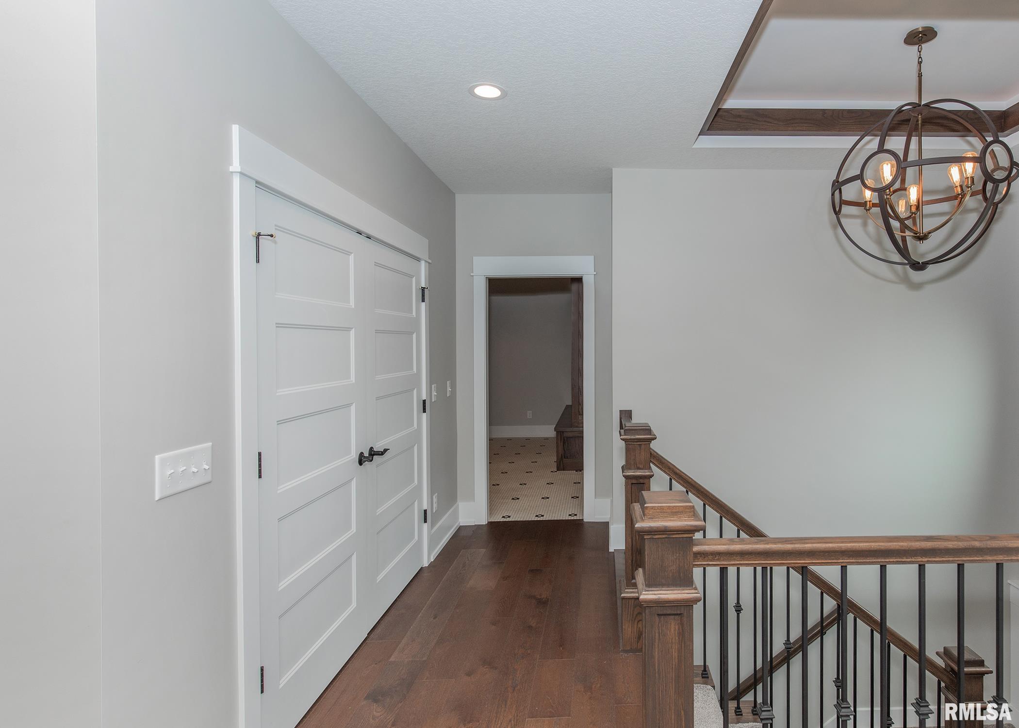 6546 Cardinal Road, Bettendorf, Iowa image 10