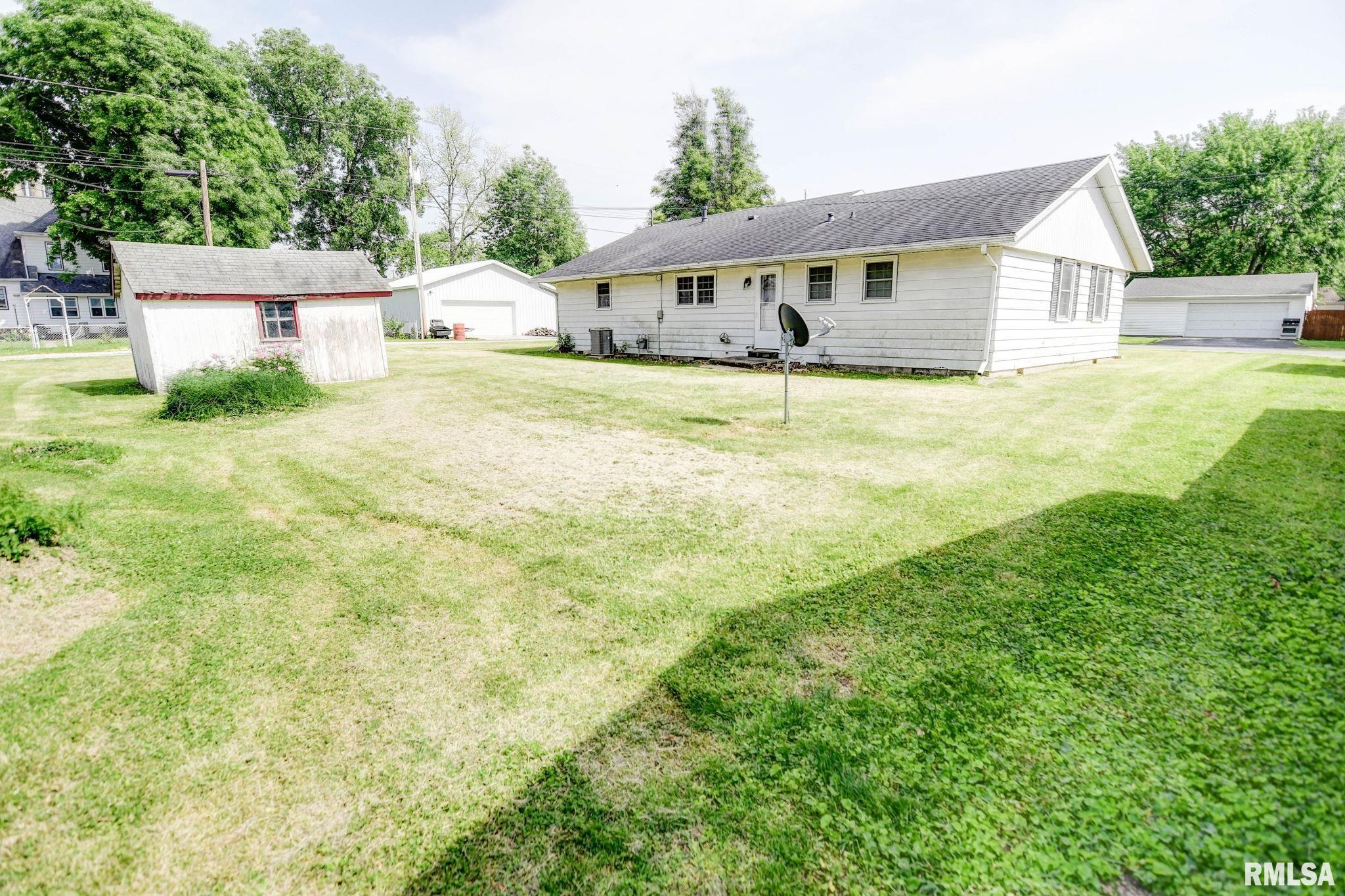 206 W North Street, Assumption, Illinois image 18