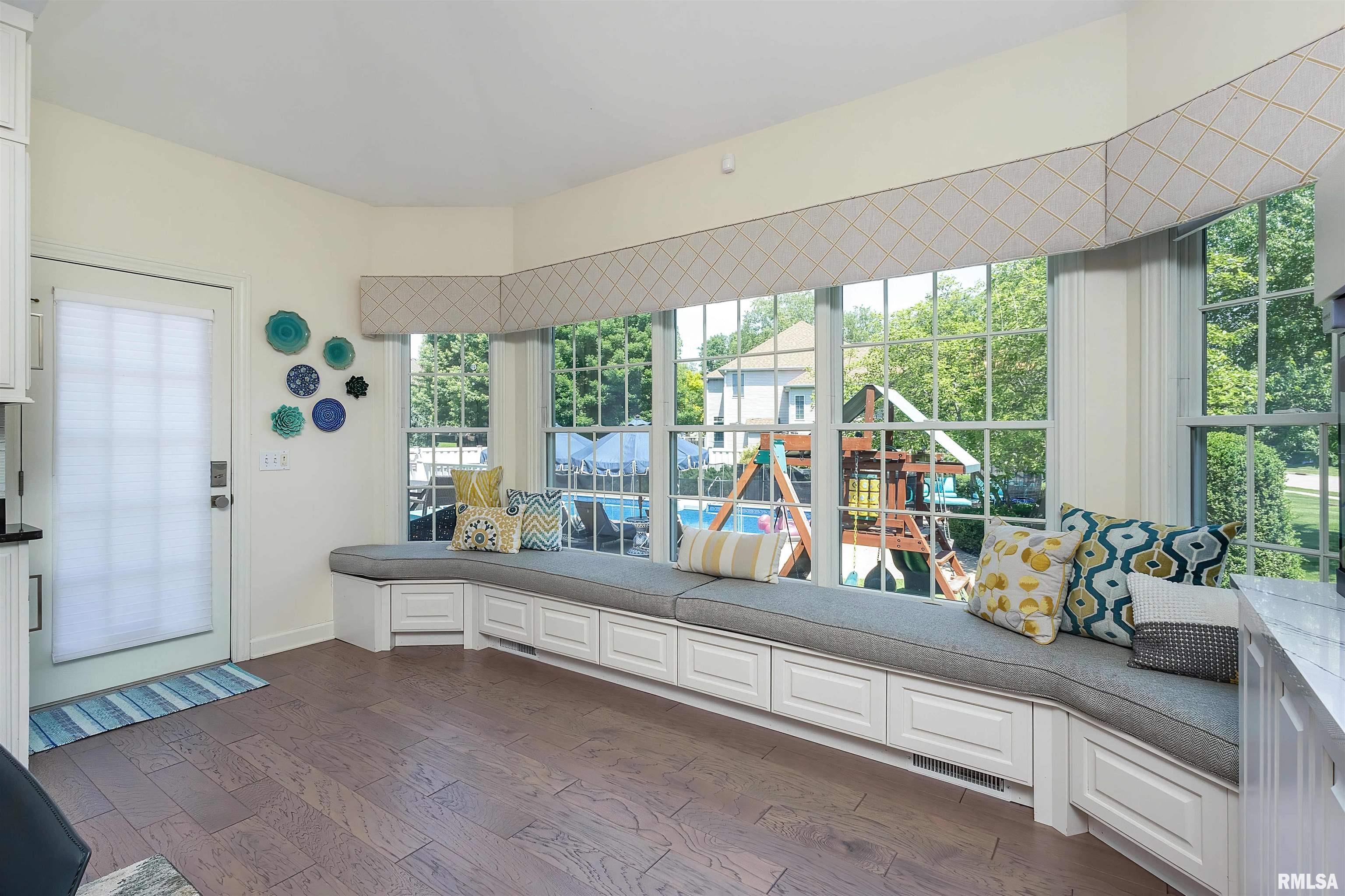 2083 Lundy Lane, Bettendorf, Iowa image 15