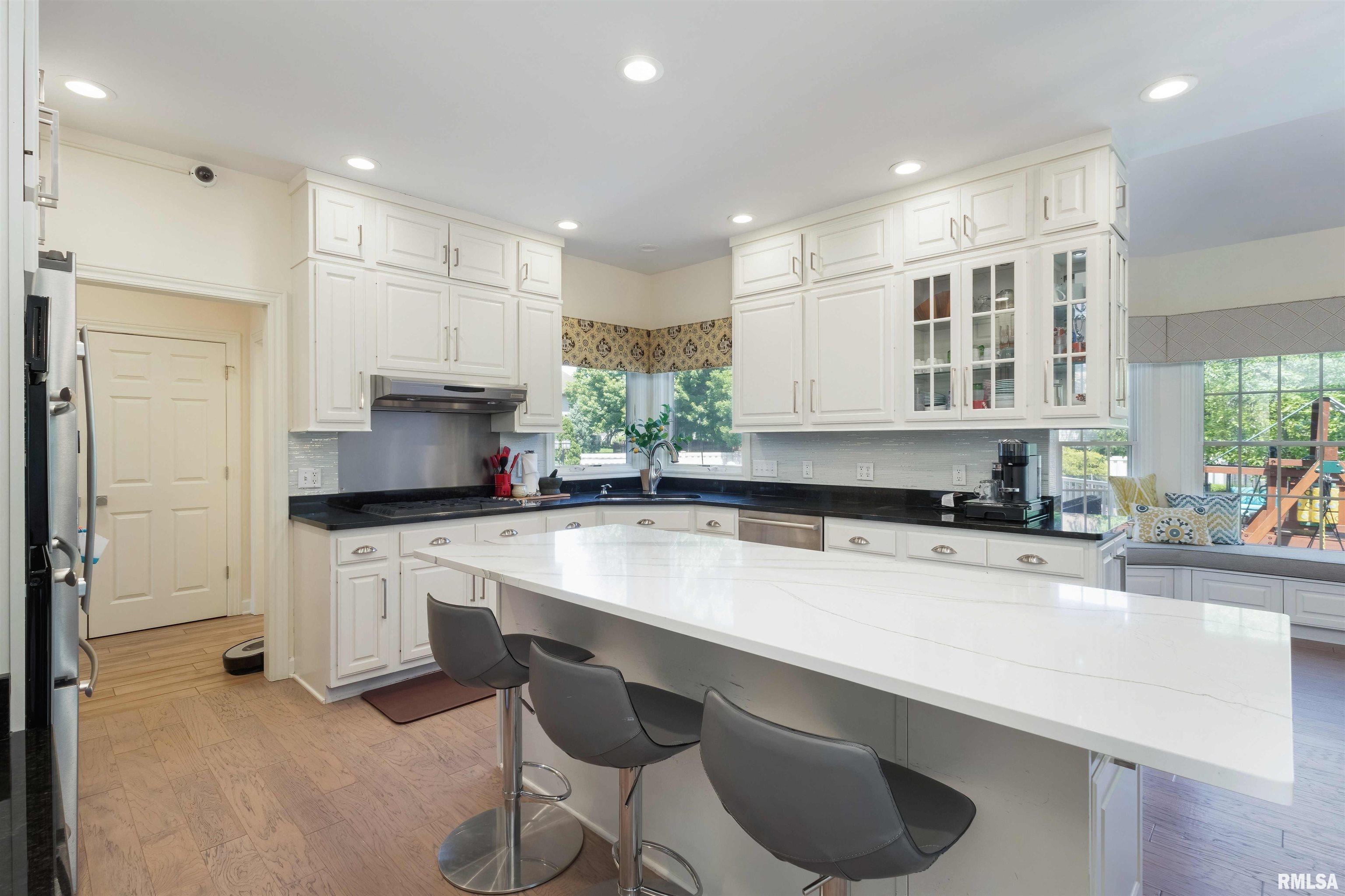 2083 Lundy Lane, Bettendorf, Iowa image 19