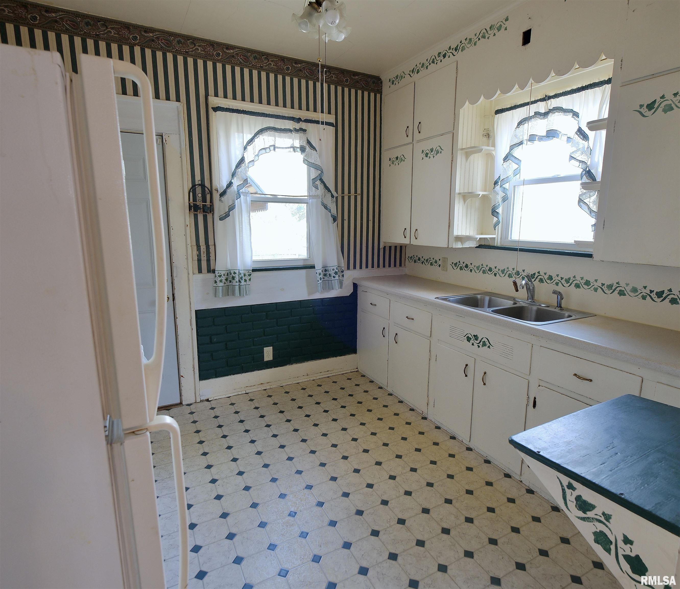 1800 42nd Street, Rock Island, Illinois image 7