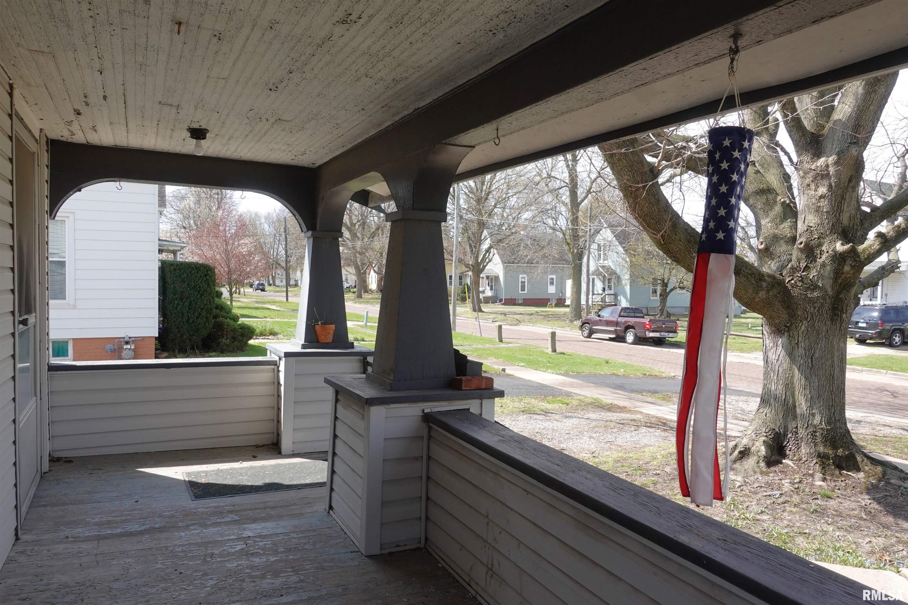 961 Arnold Street, Galesburg, Illinois image 7