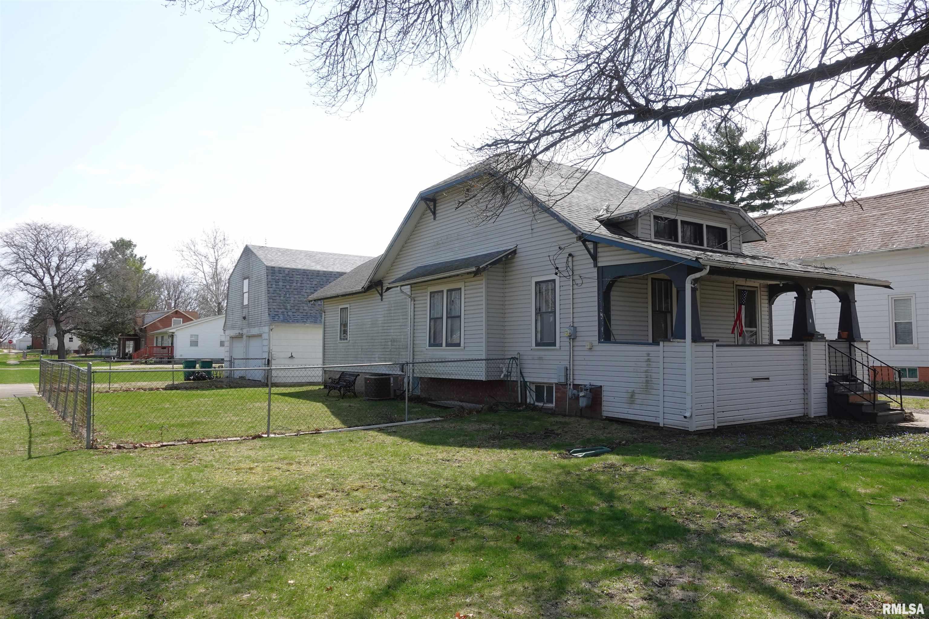 961 Arnold Street, Galesburg, Illinois image 3