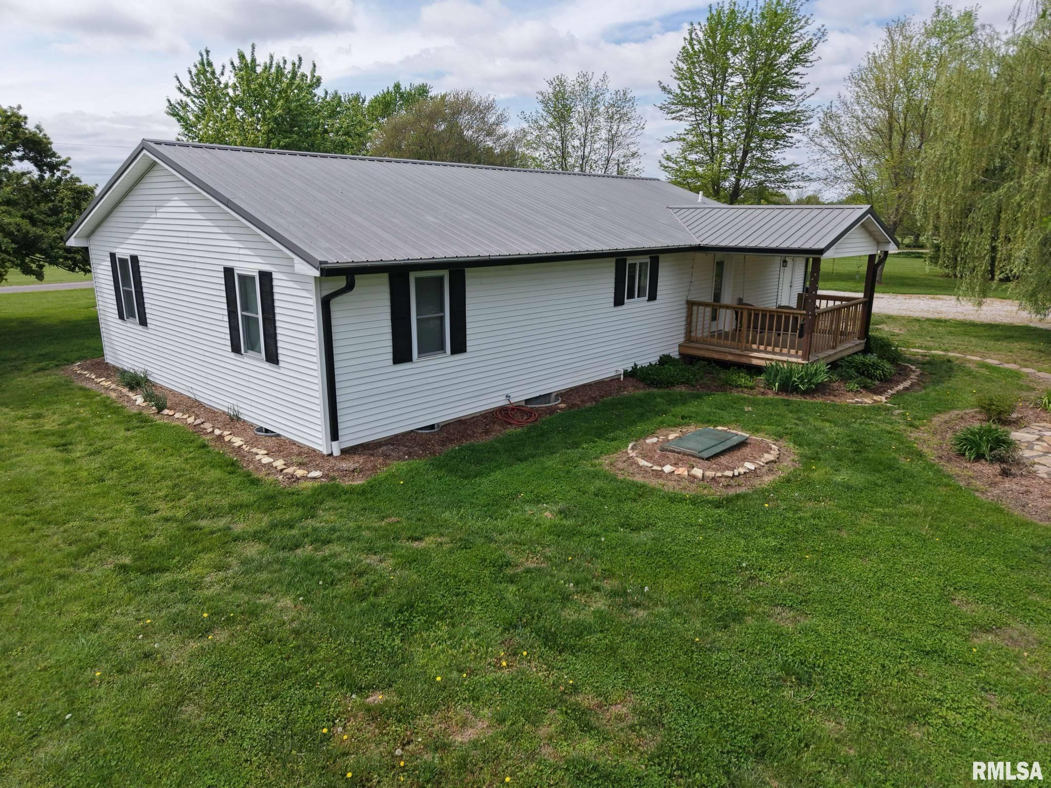 14940 East Street, Whittington, Illinois image 4