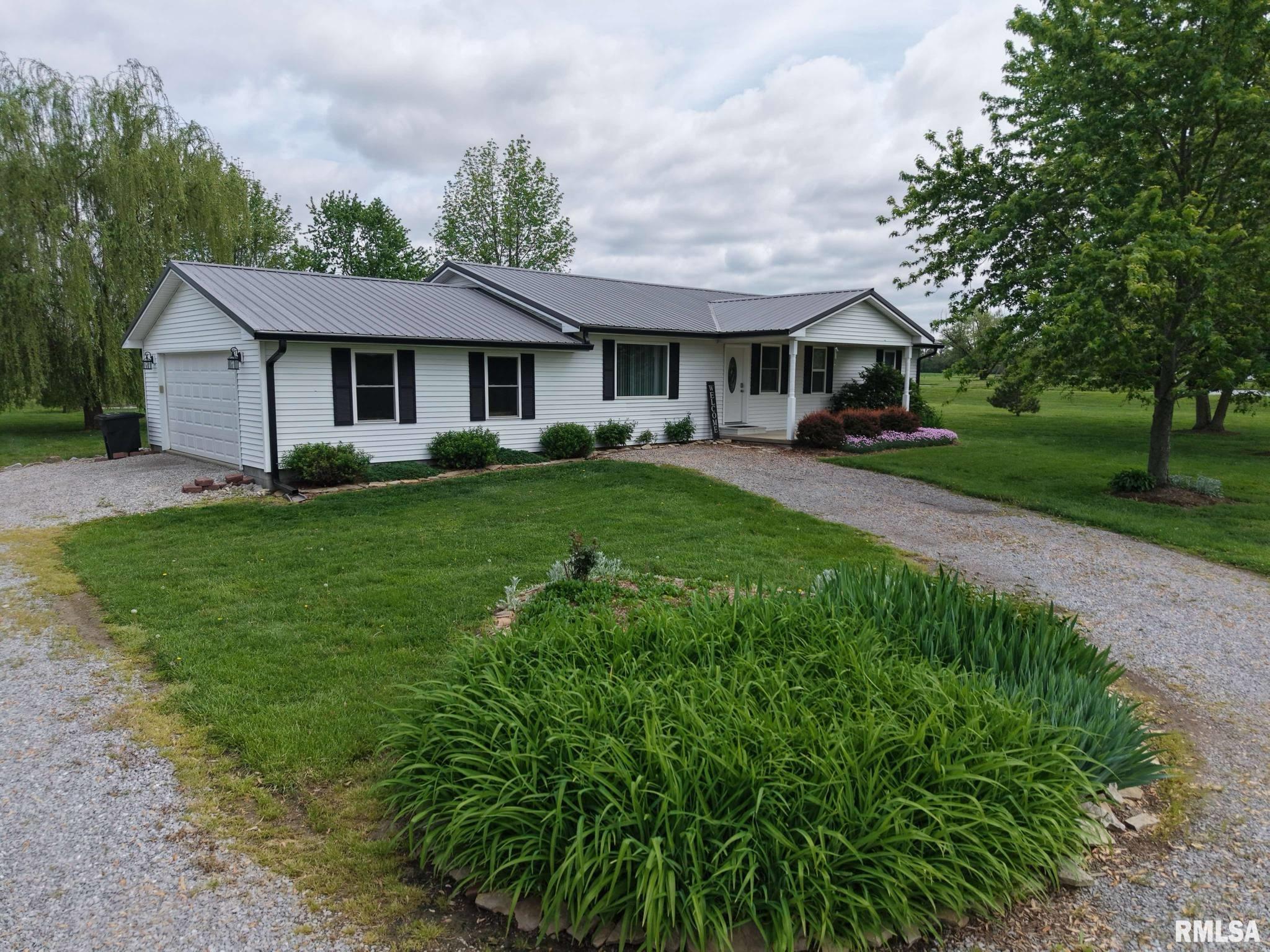 14940 East Street, Whittington, Illinois image 1