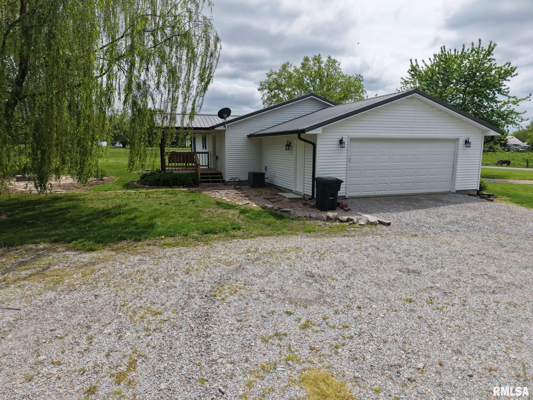 14940 East Street, Whittington, Illinois image 5