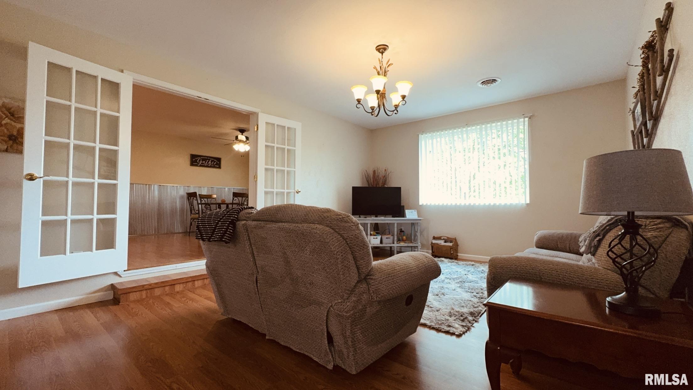 14940 East Street, Whittington, Illinois image 9