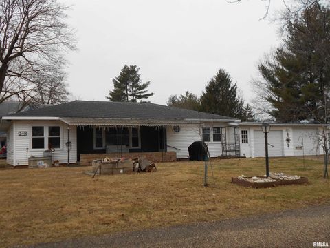 Homes For Sale - 240 S Monmouth Street<br/> Good Hope, IL 61438