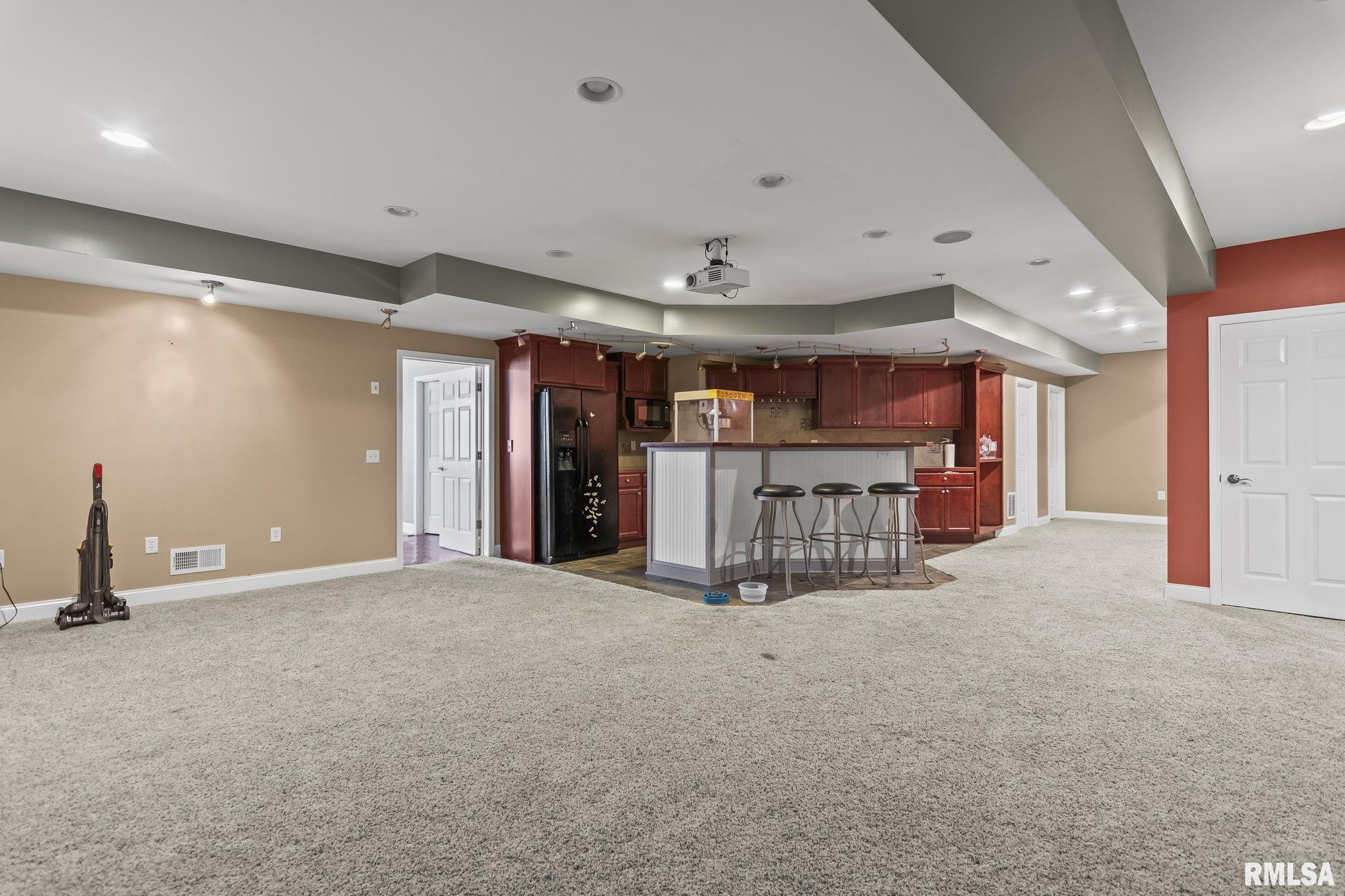 424 Heathrow Lane, Rochester, Illinois image 39