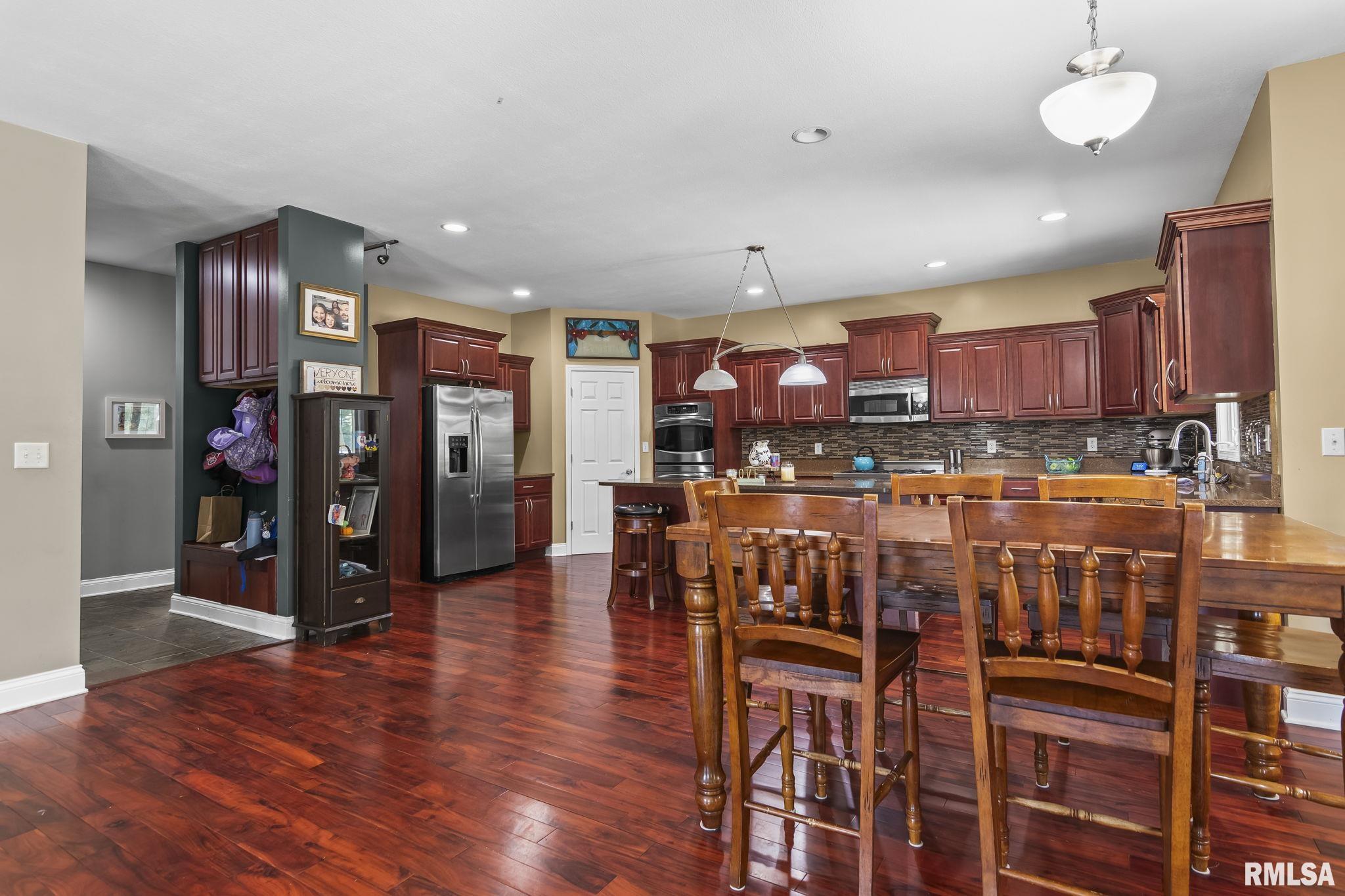424 Heathrow Lane, Rochester, Illinois image 10