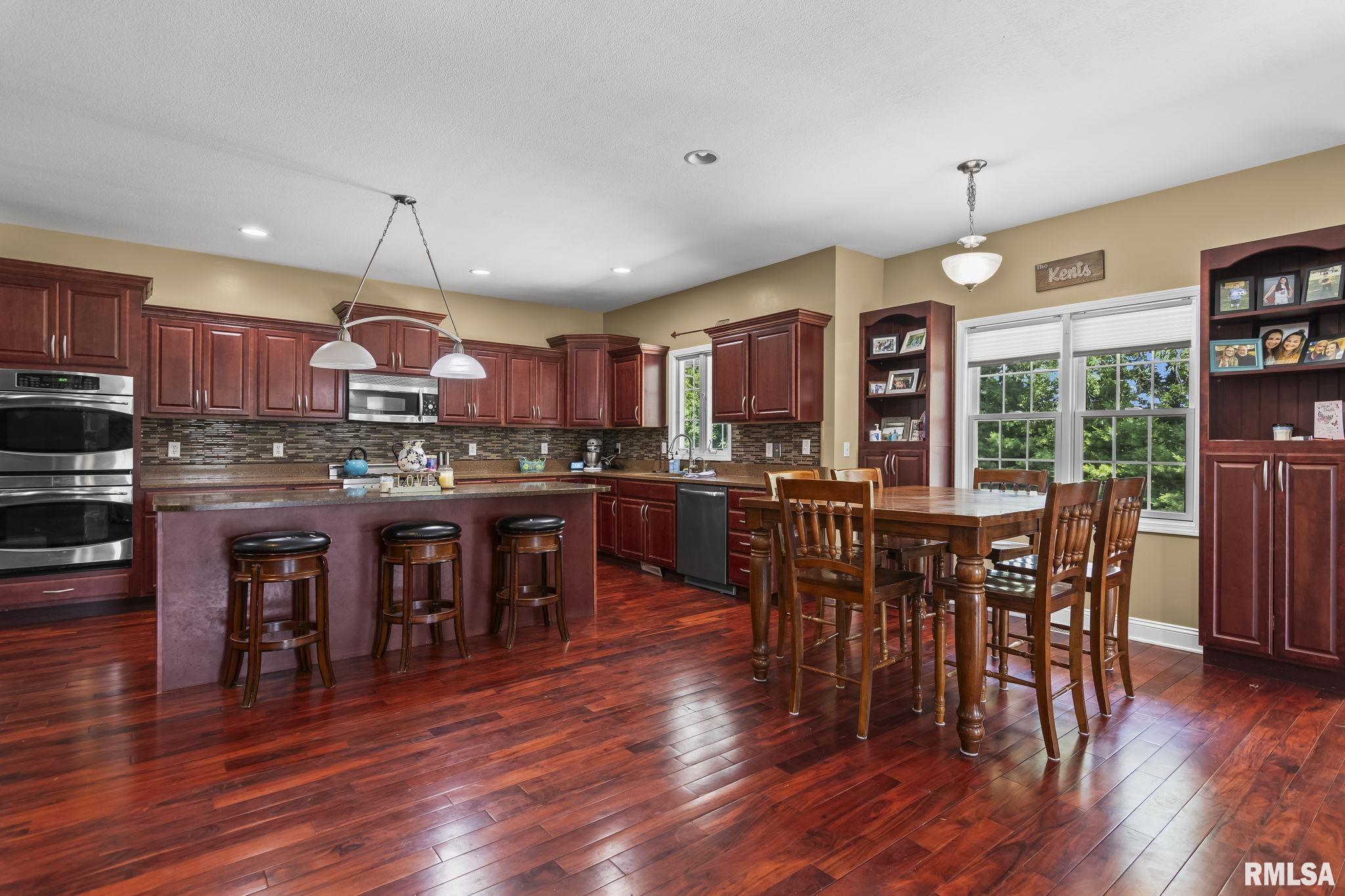 424 Heathrow Lane, Rochester, Illinois image 12