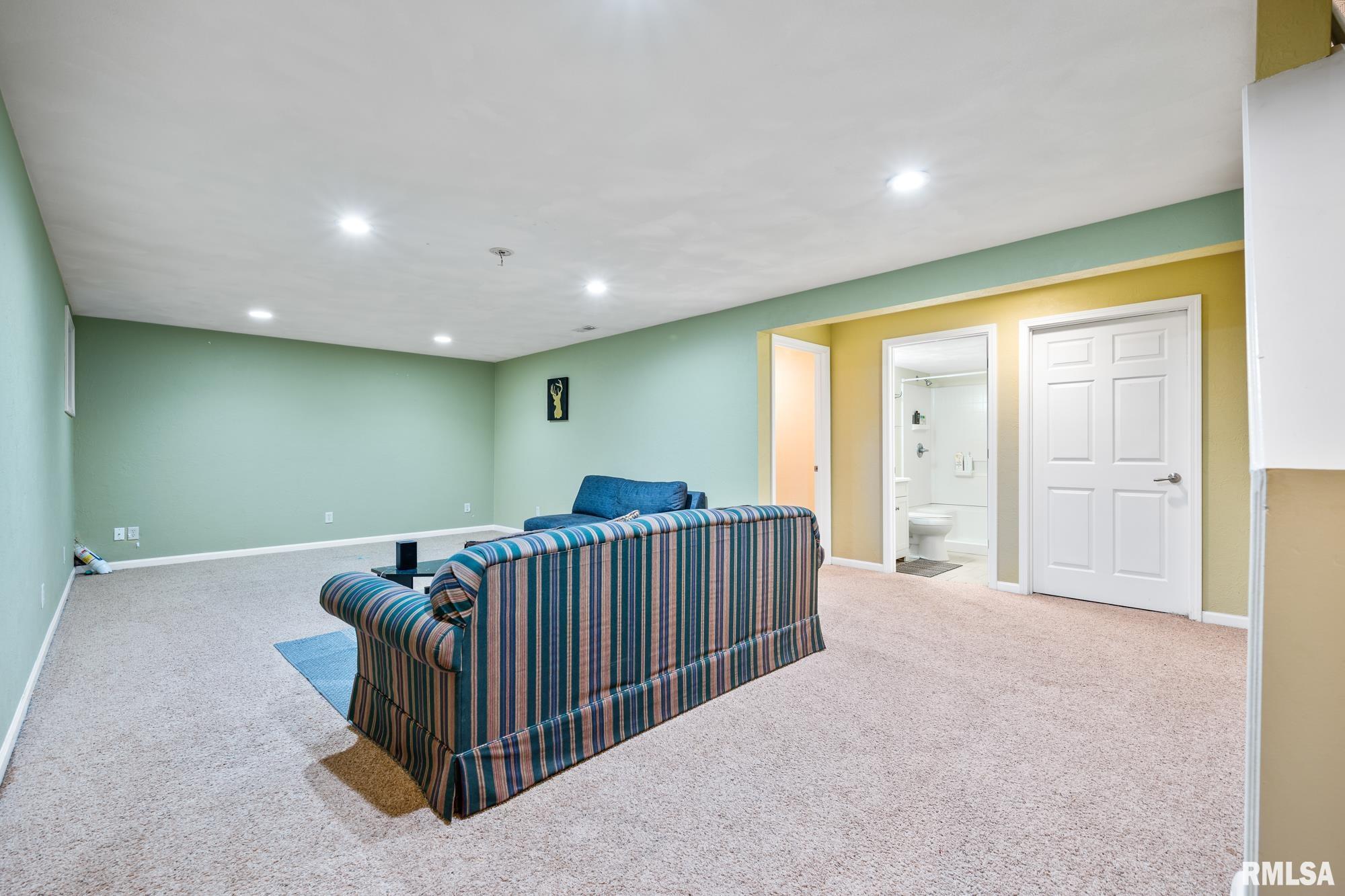 2321 W Kenfield Court, Peoria, Illinois image 23