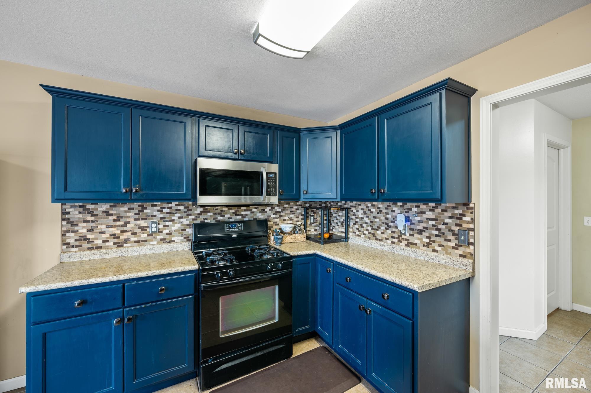 2321 W Kenfield Court, Peoria, Illinois image 12