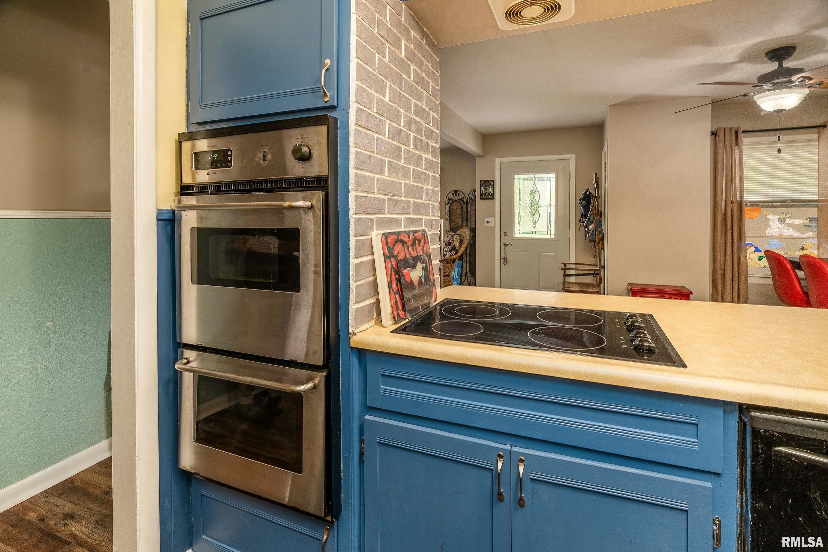 615 W Grand Avenue, Carterville, Illinois image 12