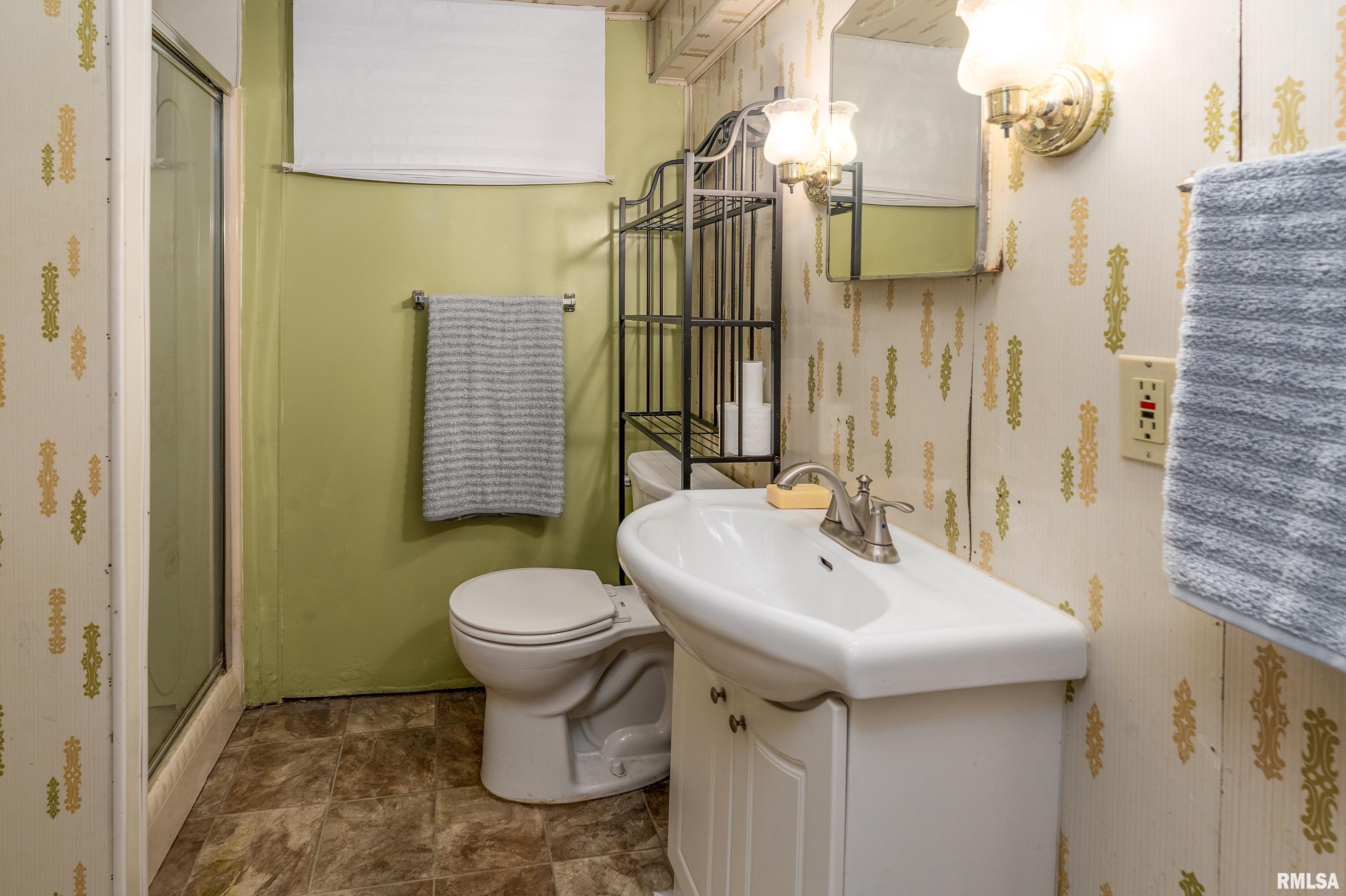 615 W Grand Avenue, Carterville, Illinois image 27
