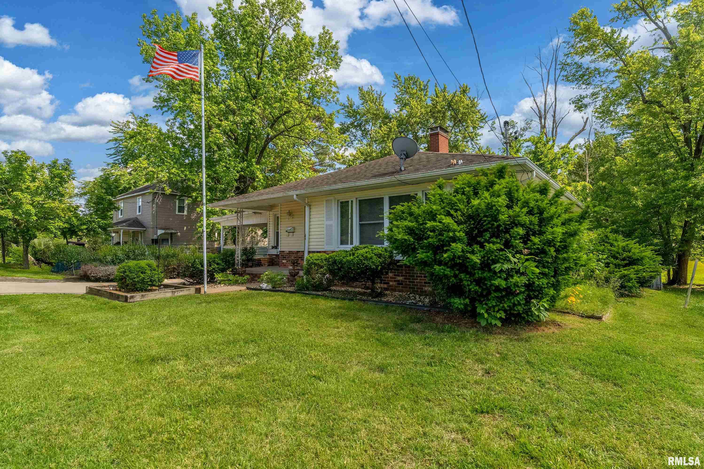 615 W Grand Avenue, Carterville, Illinois image 32