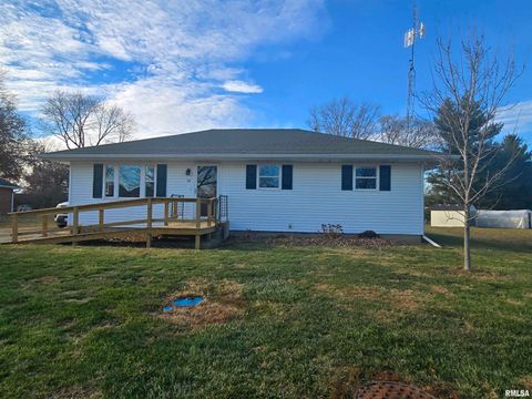 Homes For Sale - 14 Hiel Drive<br/> Bushnell, IL 61422