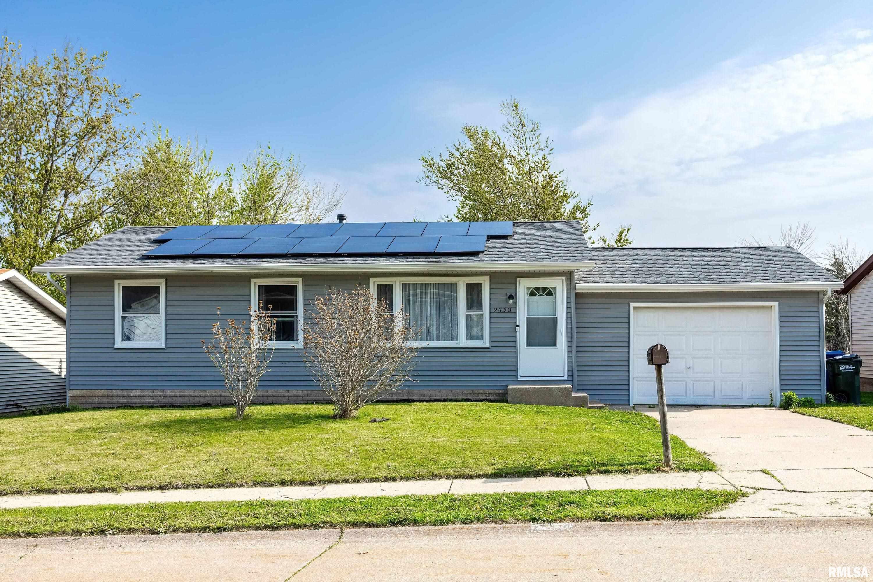 2530 Valley Drive, Davenport, Iowa image 4