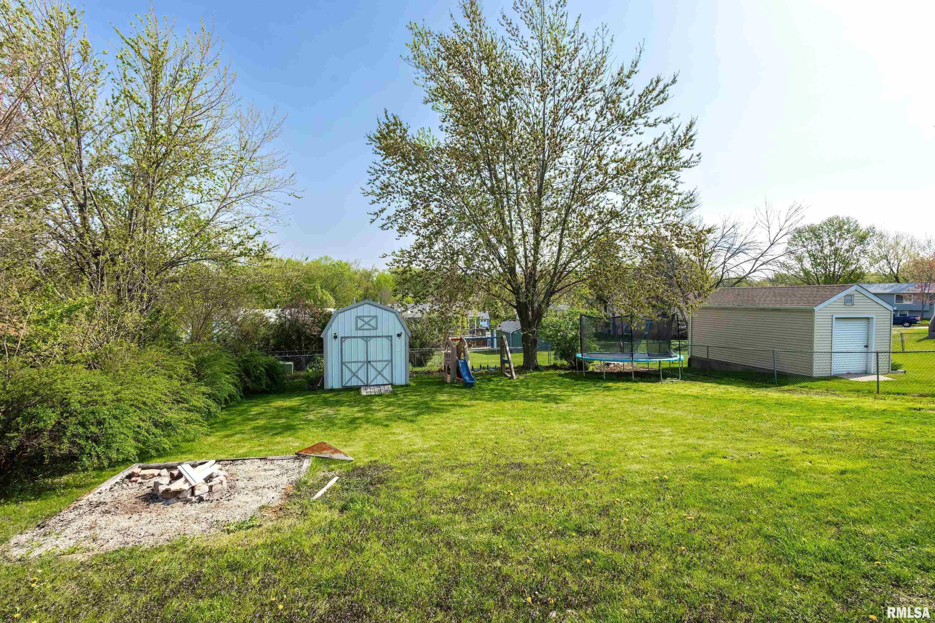 2530 Valley Drive, Davenport, Iowa image 29