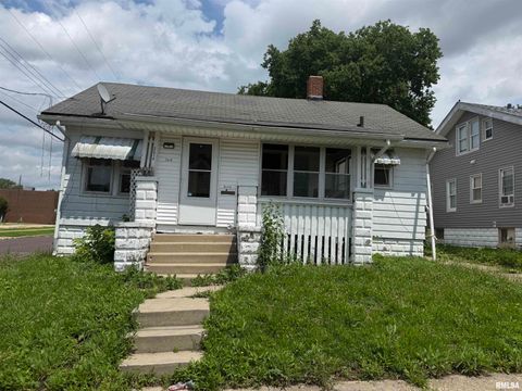 Homes For Sale - 2614 N California Avenue<br/> Peoria, IL 61603