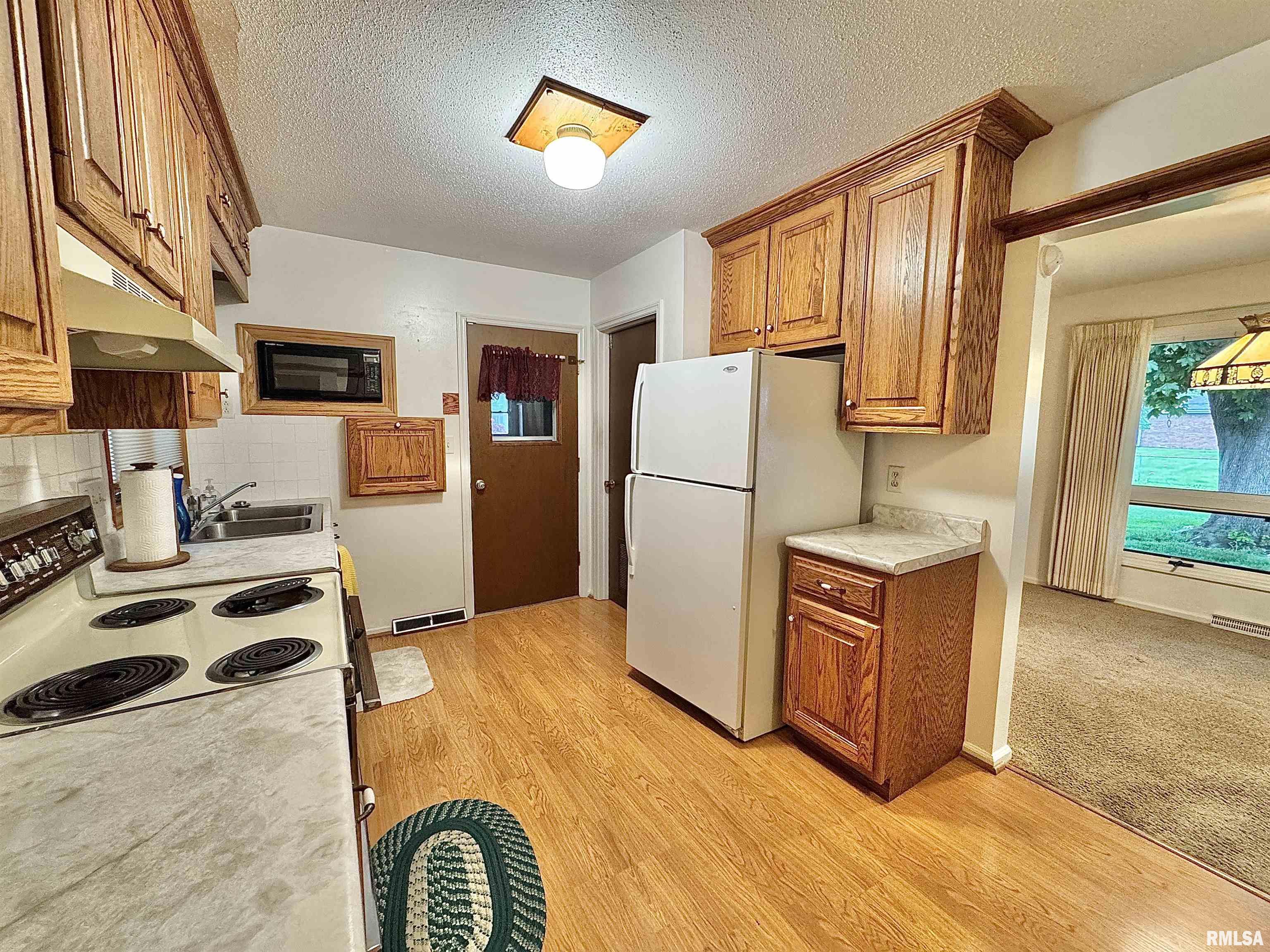 2217 Keokuk Drive, Springfield, Illinois image 6