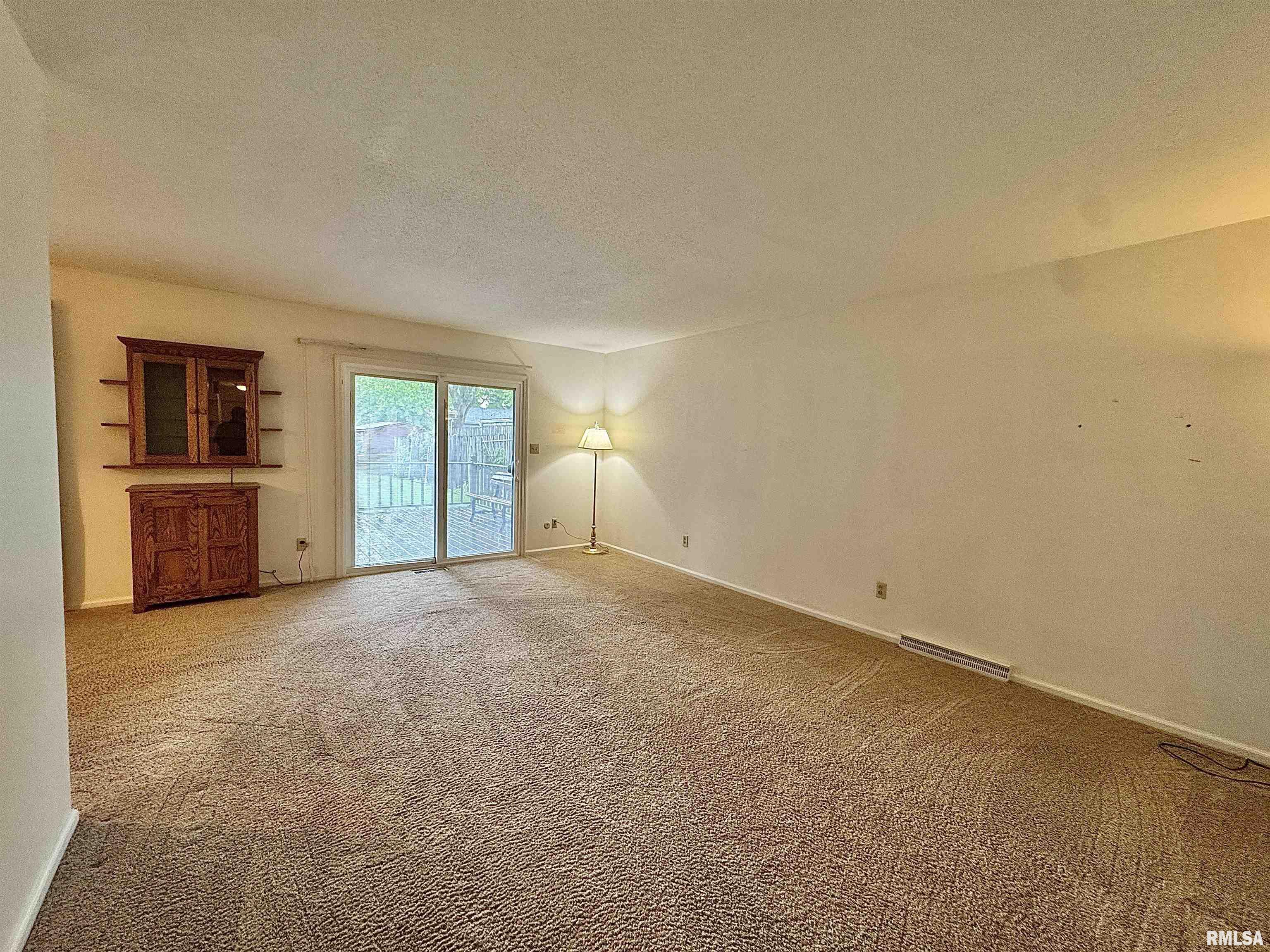 2217 Keokuk Drive, Springfield, Illinois image 2