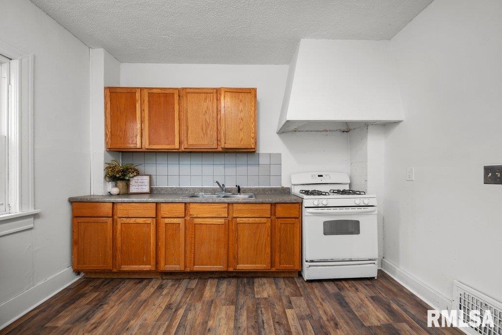 1603 Judson Street, Davenport, Iowa image 13