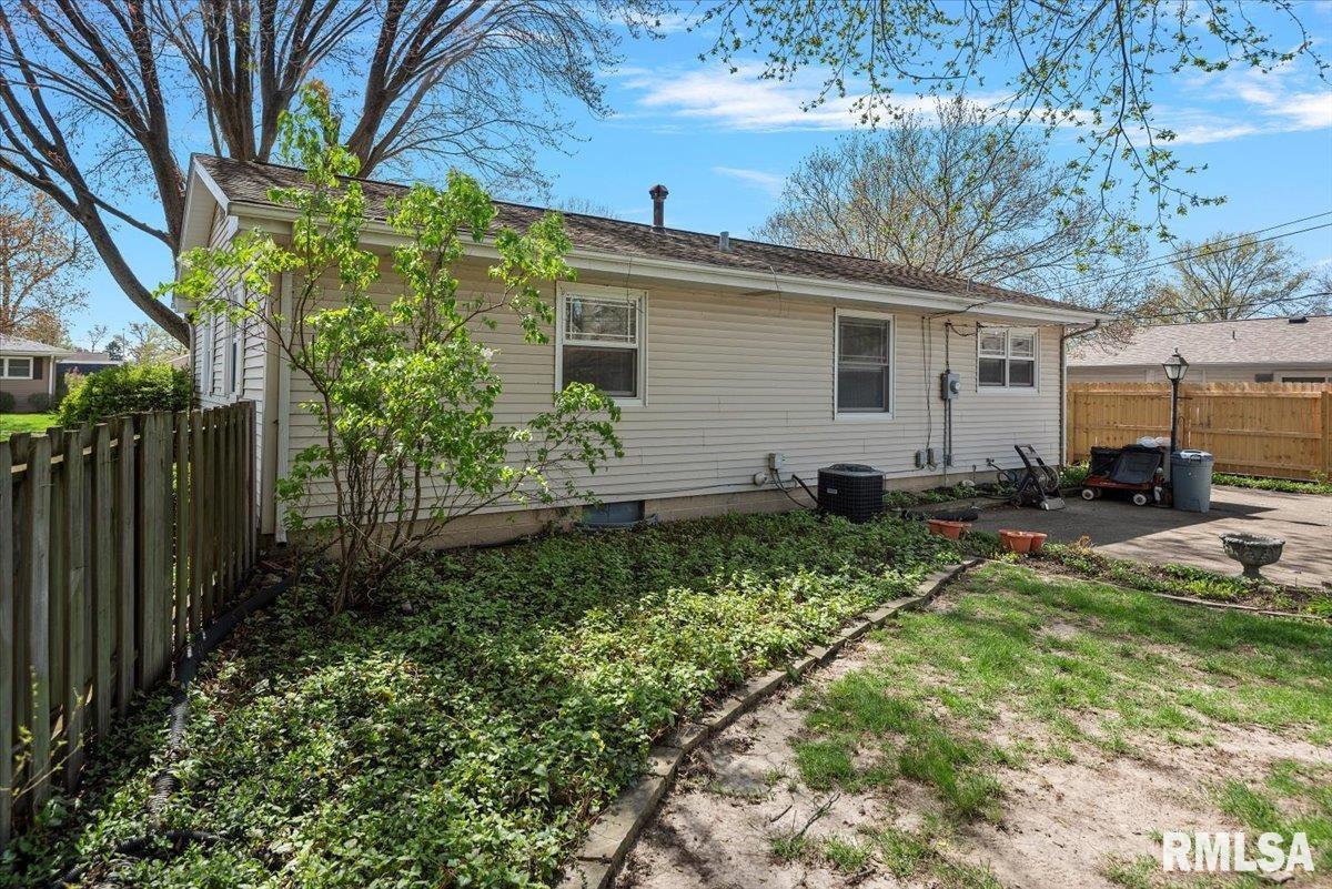 88 Del Mar Drive, Springfield, Illinois image 29