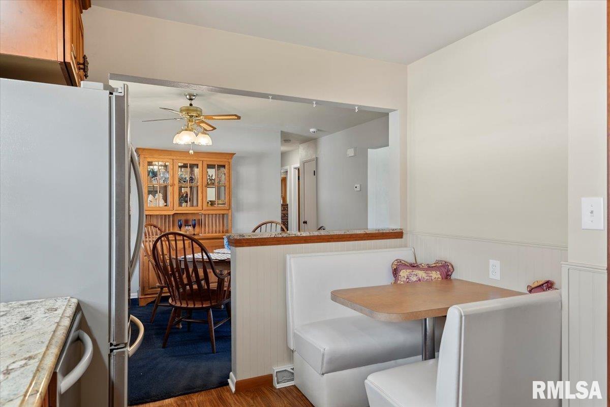 88 Del Mar Drive, Springfield, Illinois image 12