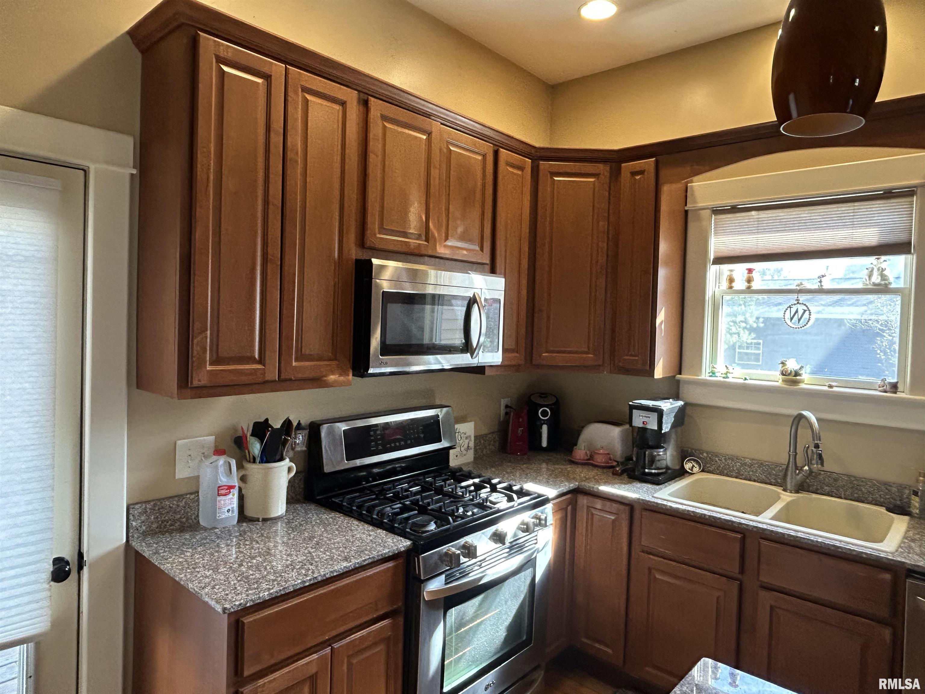 118 W Clark Street, Havana, Illinois image 34