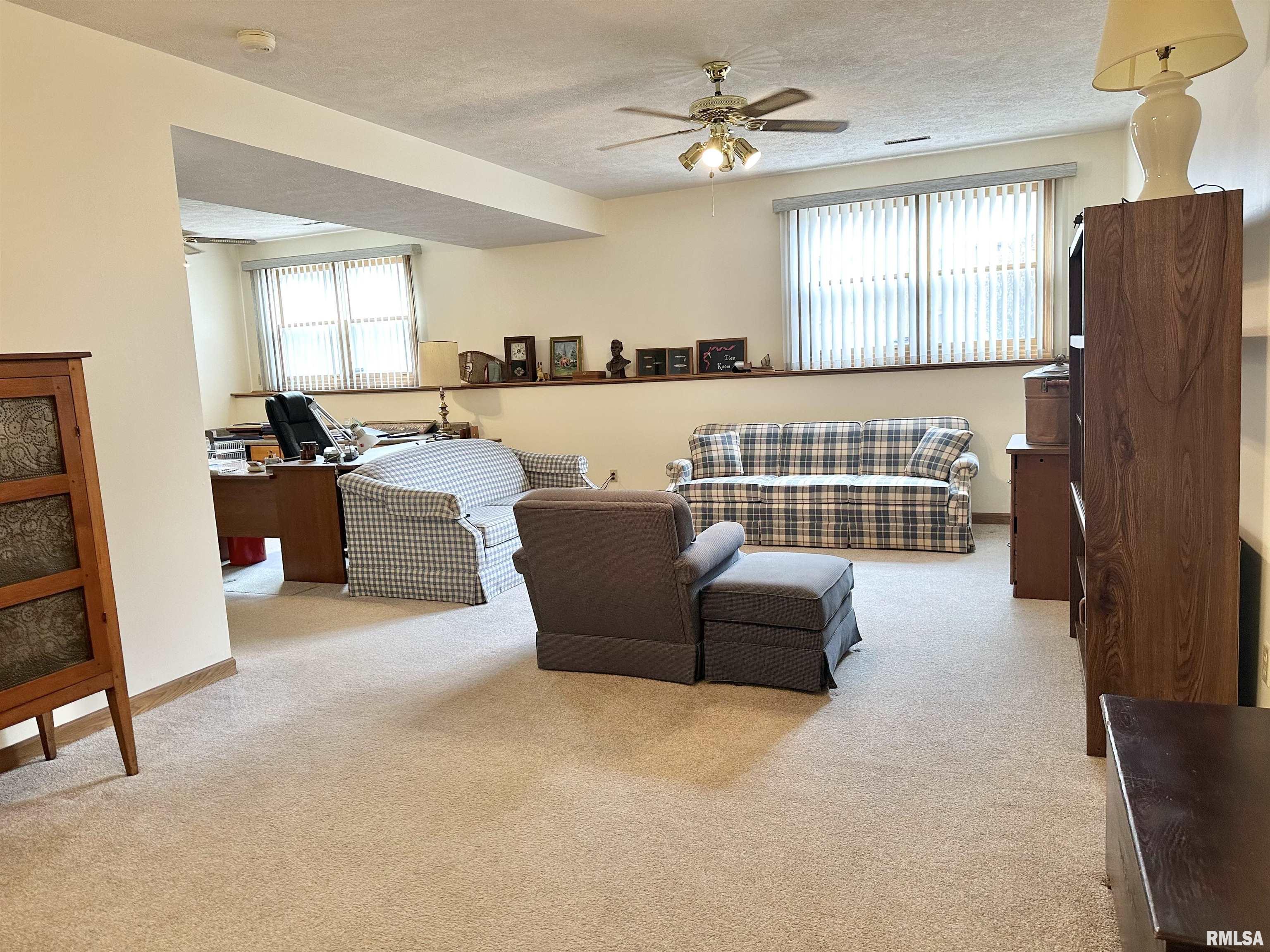 20 Nob Hill Drive, Jacksonville, Illinois image 46