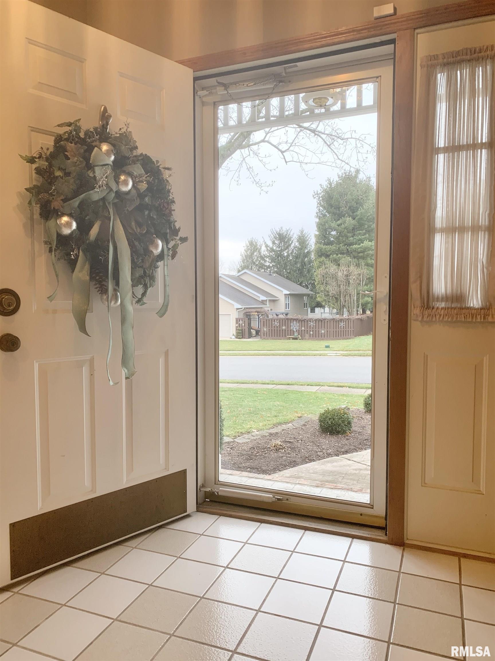 20 Nob Hill Drive, Jacksonville, Illinois image 6