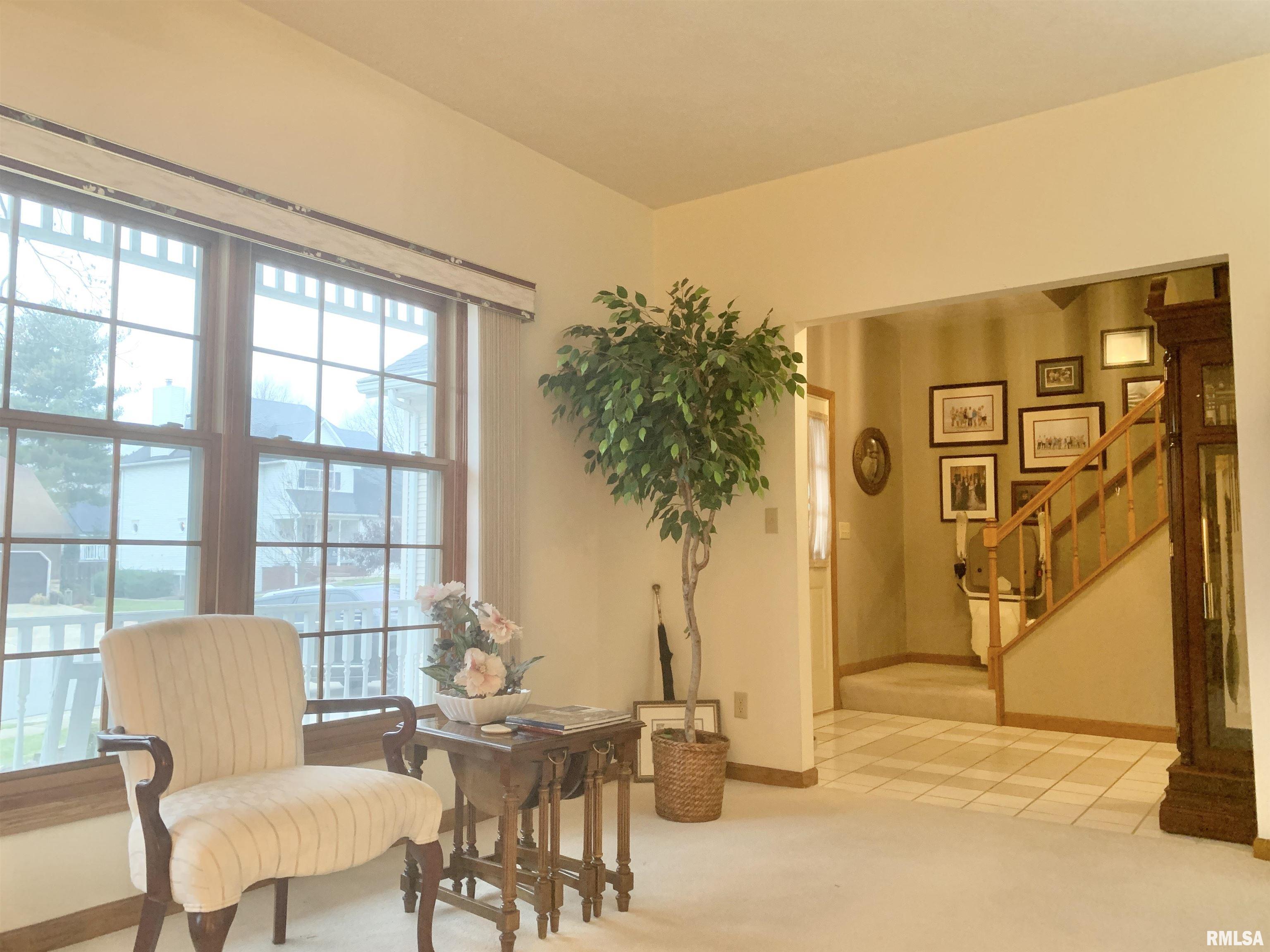 20 Nob Hill Drive, Jacksonville, Illinois image 14