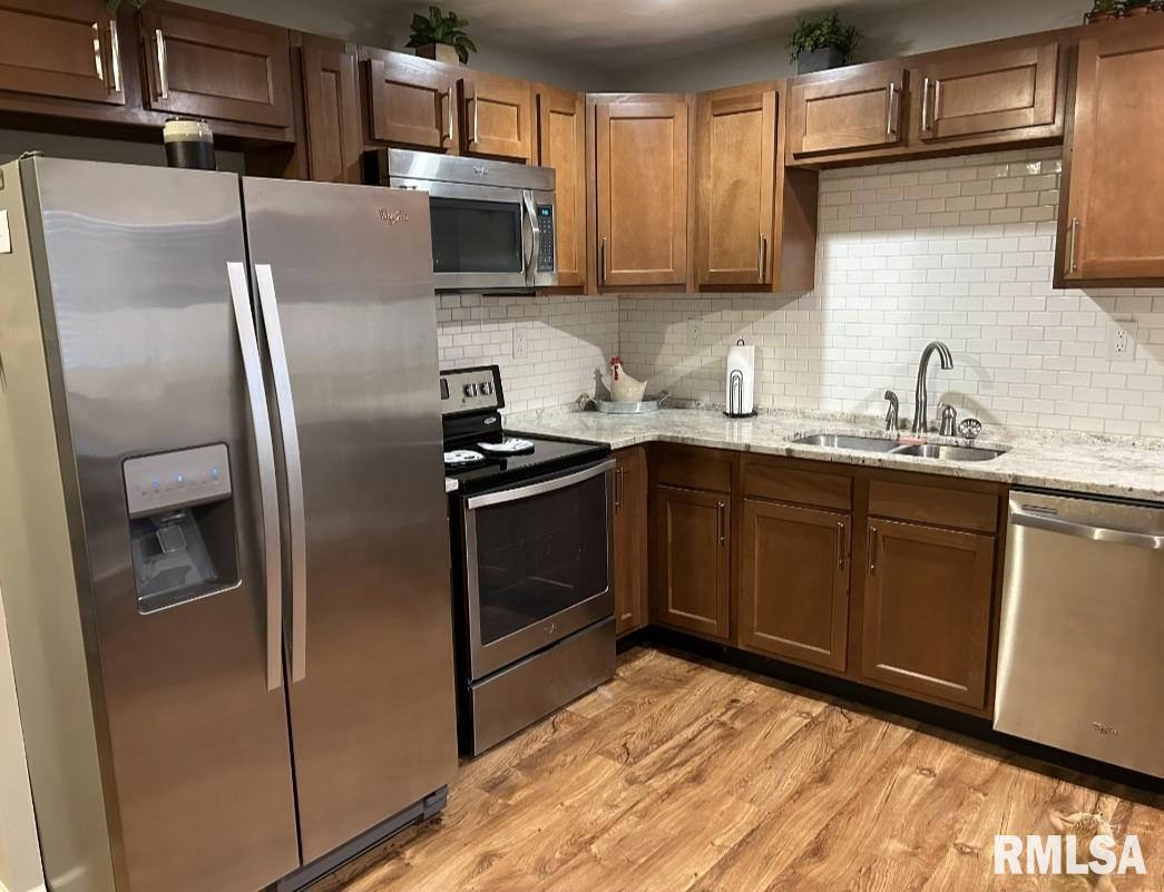 811 Dogwood Lane, Marion, Illinois image 4