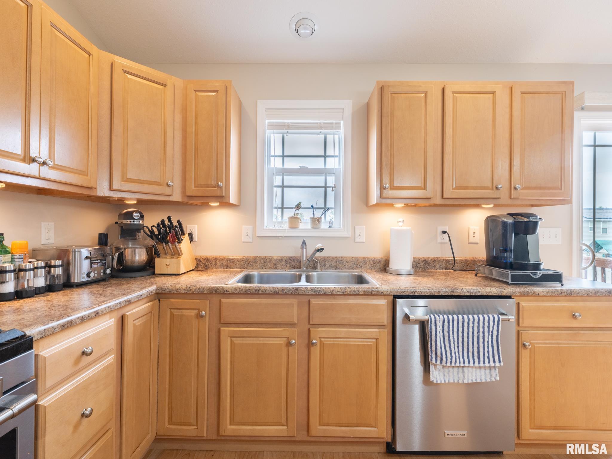 1627 Savile Lane, Washington, Illinois image 15