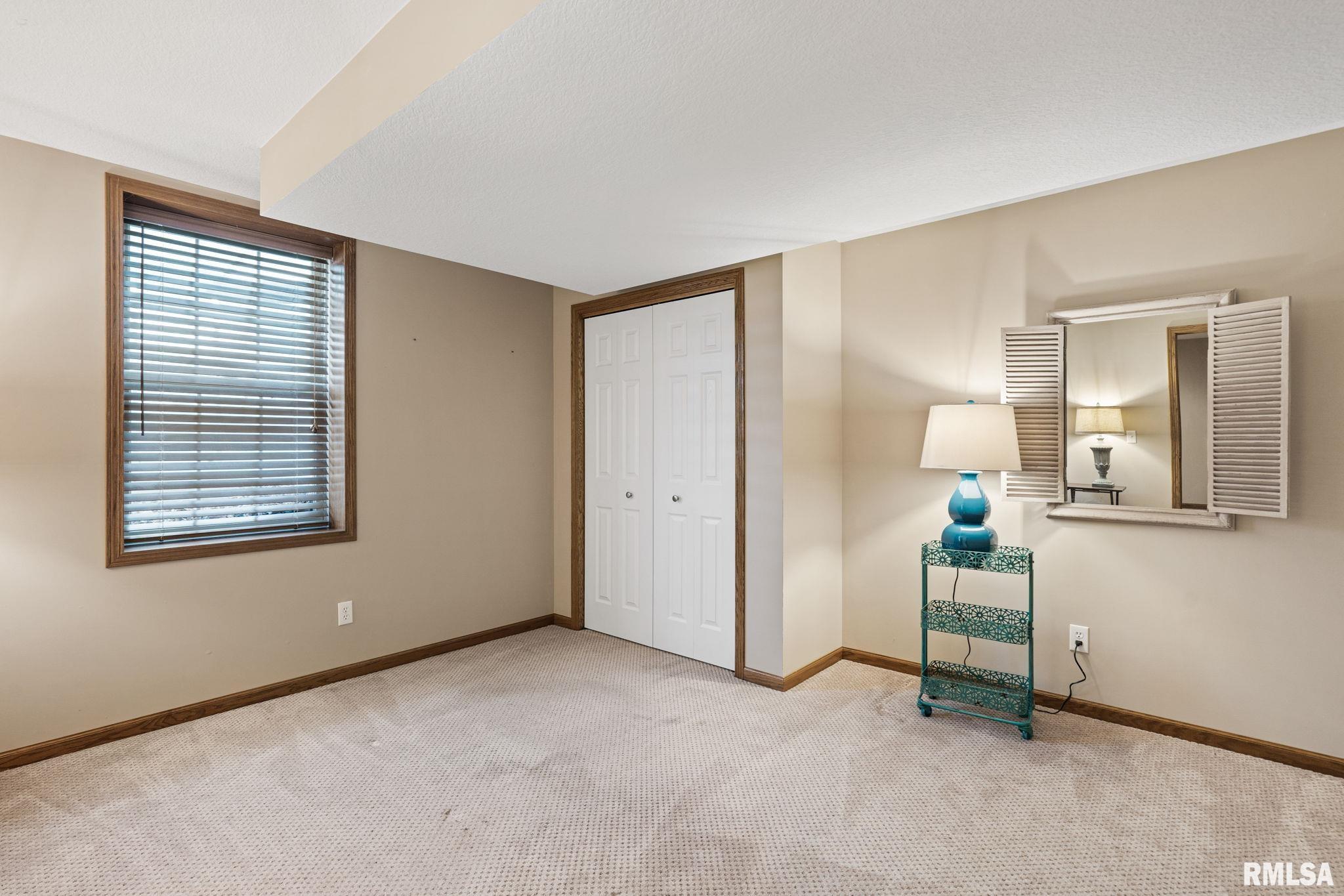 342 Heather Glen Drive, Eldridge, Iowa image 31