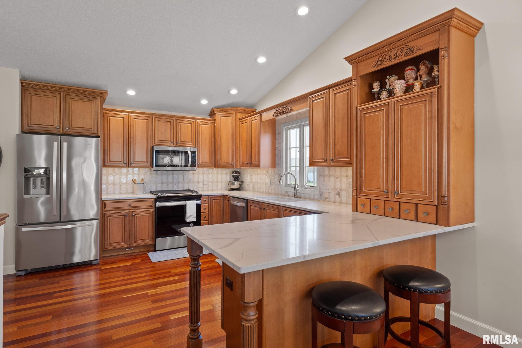 342 Heather Glen Drive, Eldridge, Iowa image 13